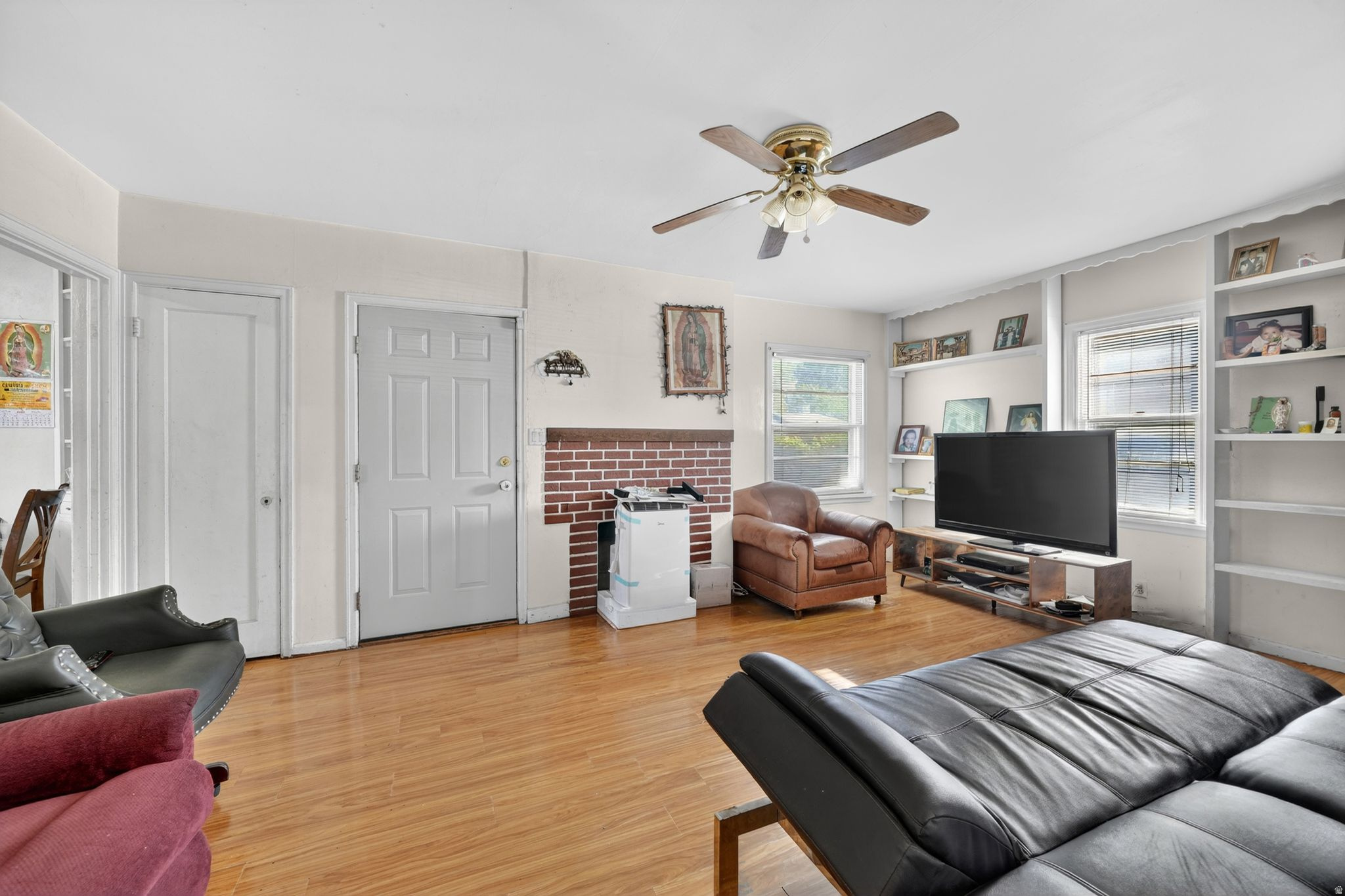 main property photo 7