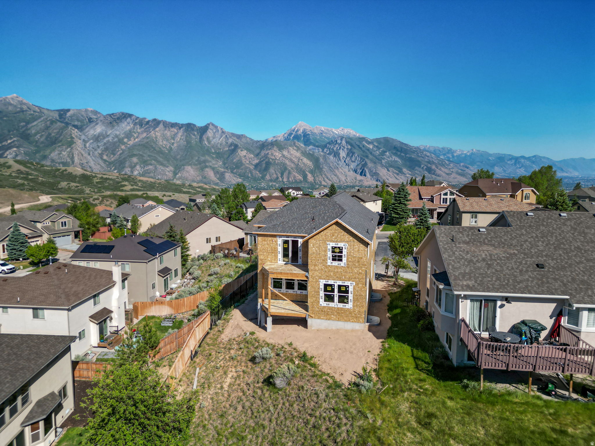 main property photo 14