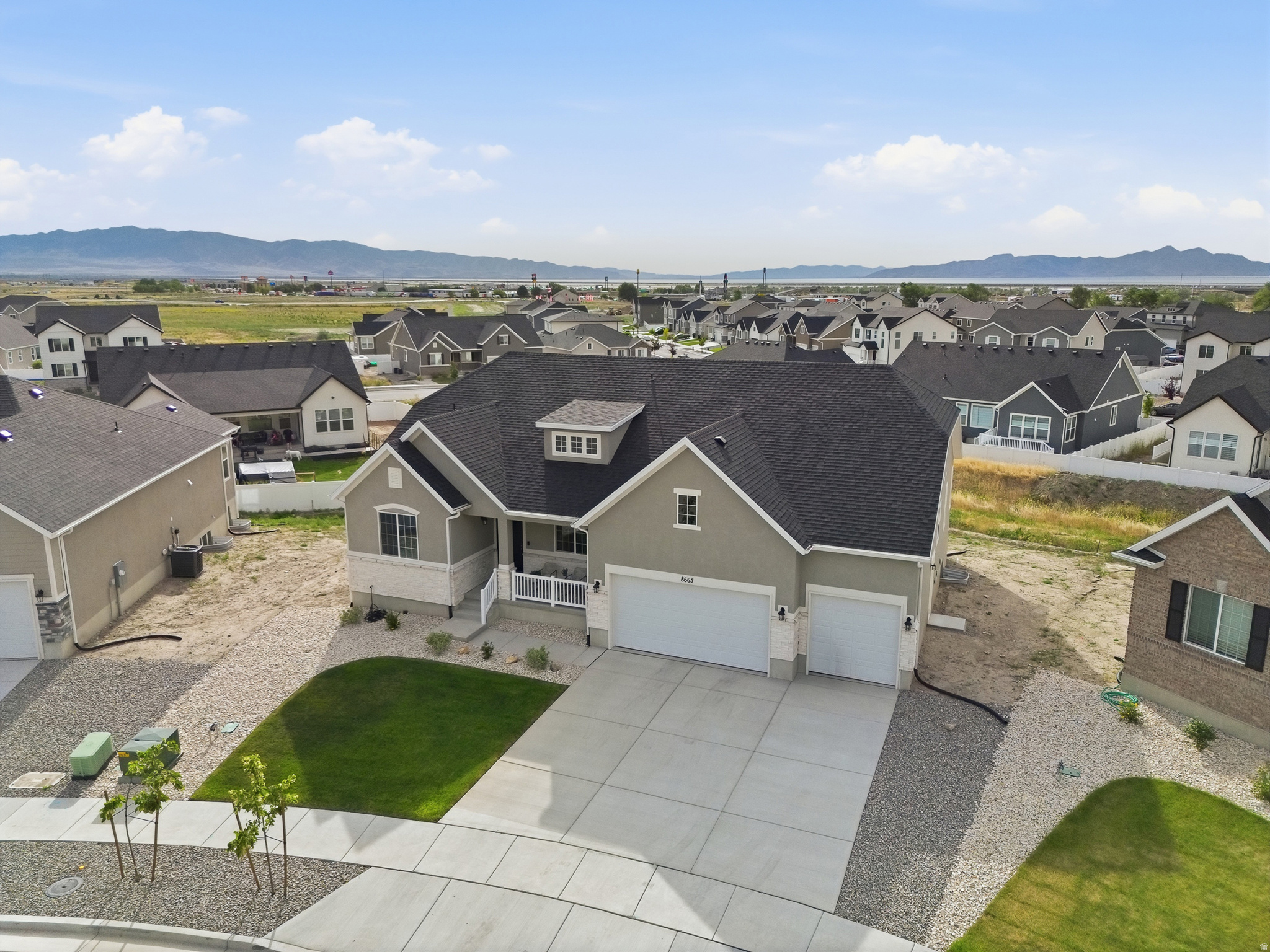 main property photo 49