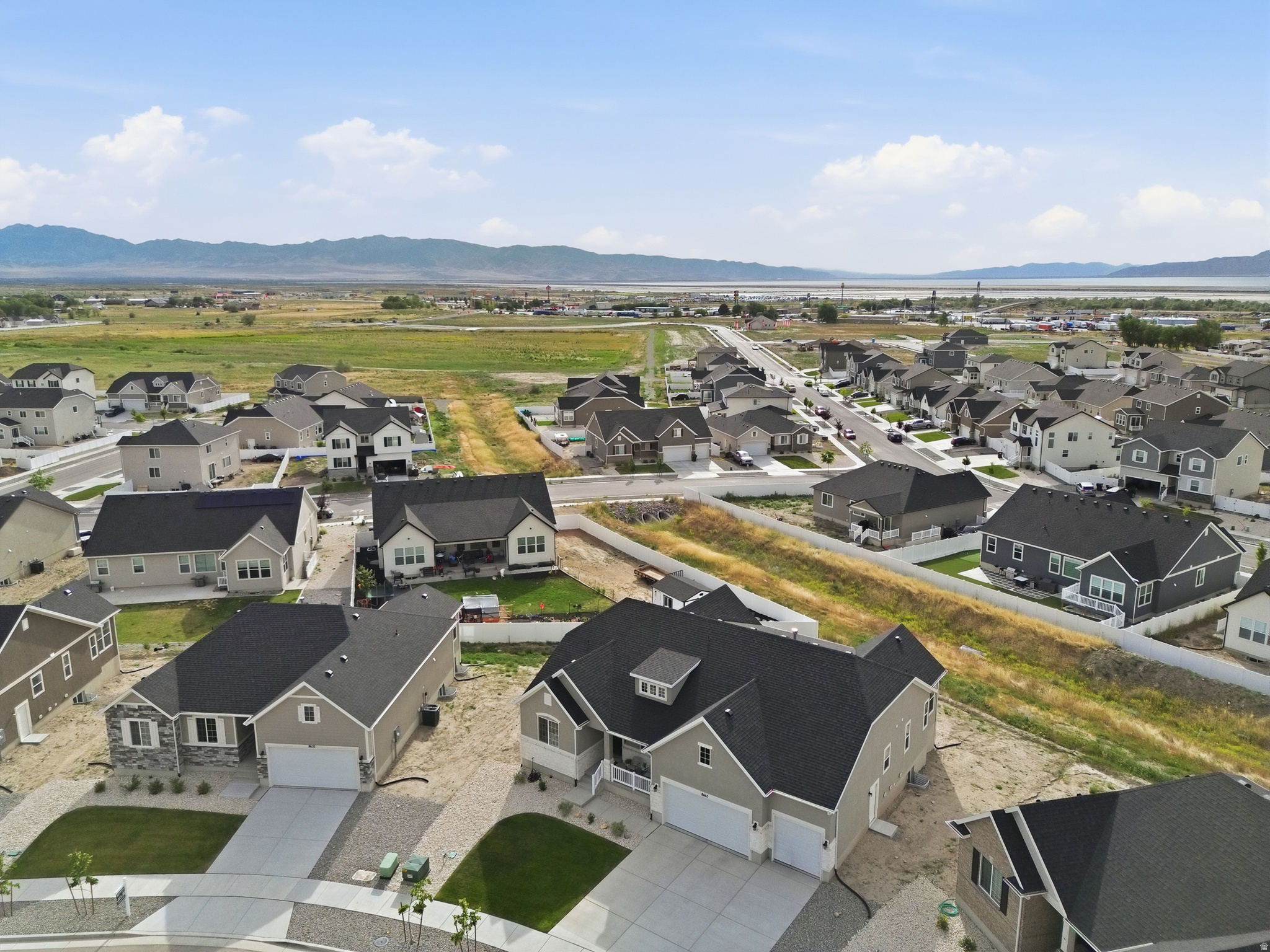main property photo 50