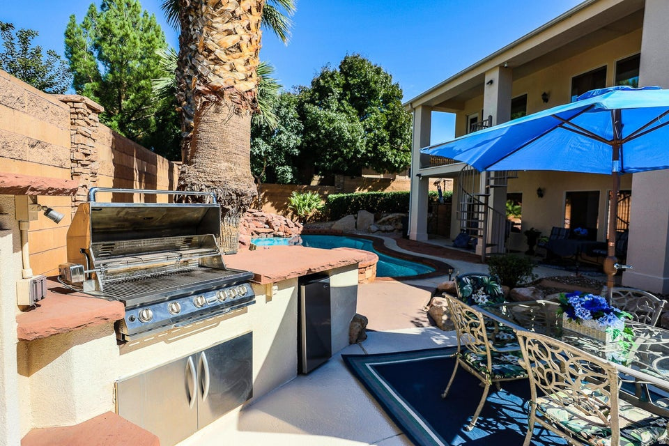main property photo 70