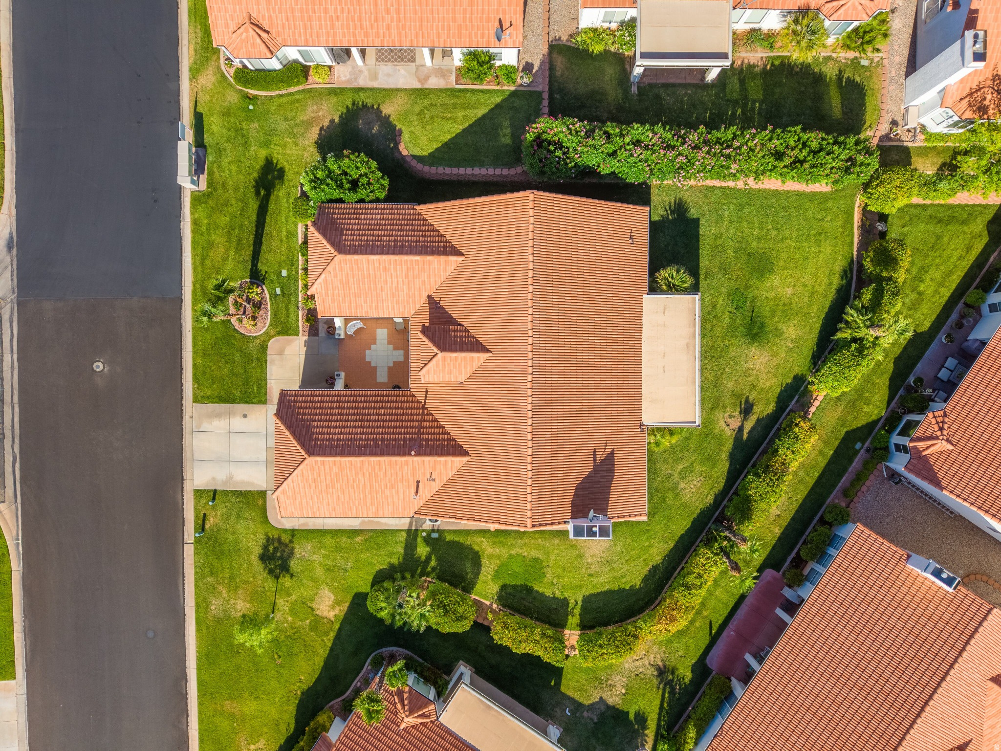main property photo 51