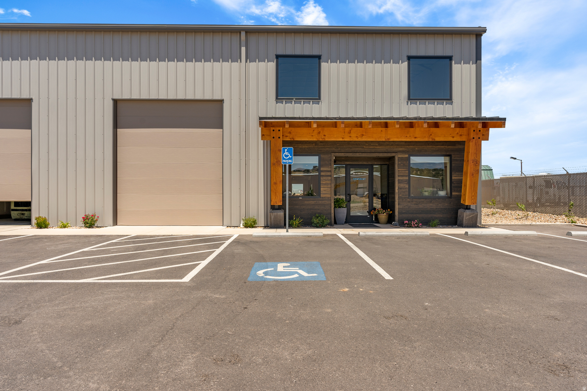 main property photo 34