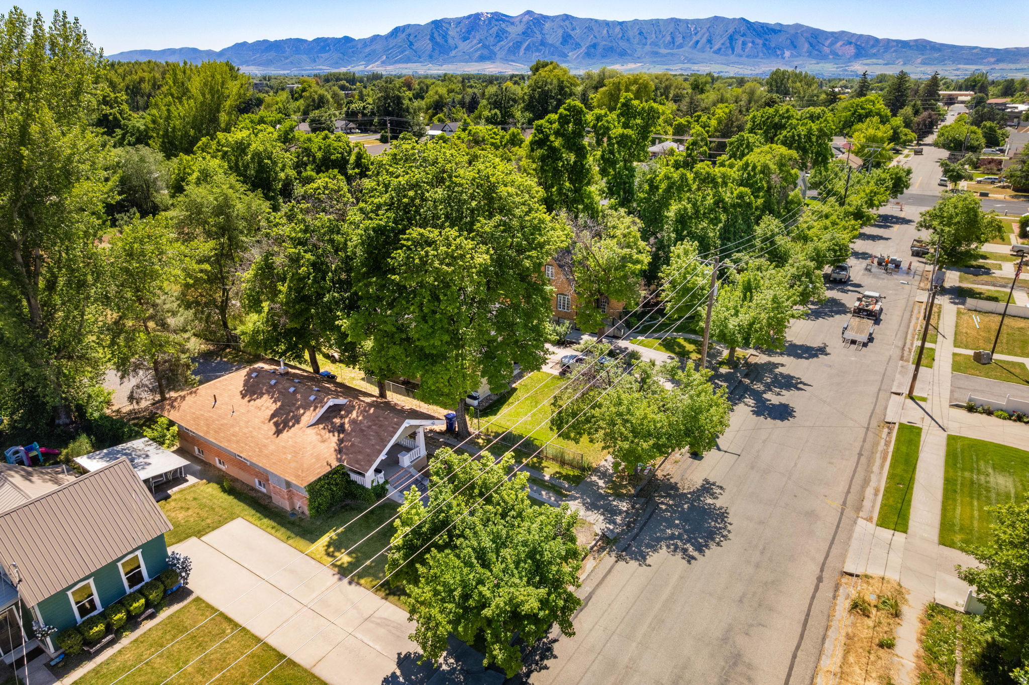 main property photo 8