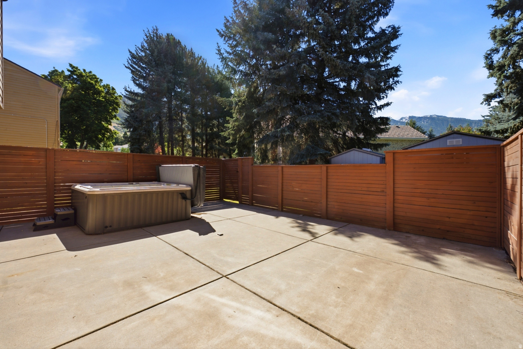 main property photo 26