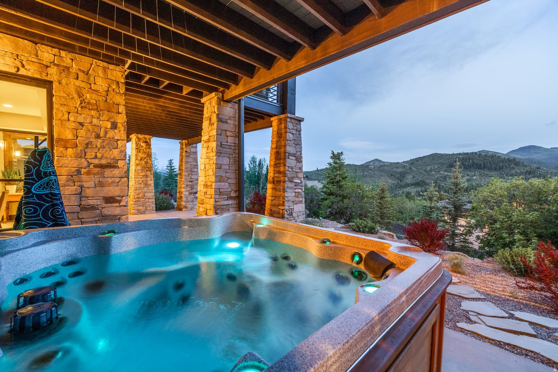 main property photo 67