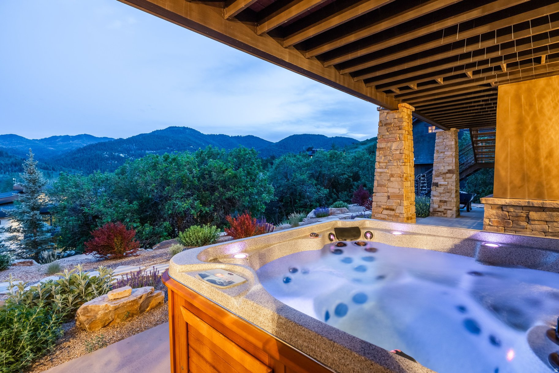 main property photo 68