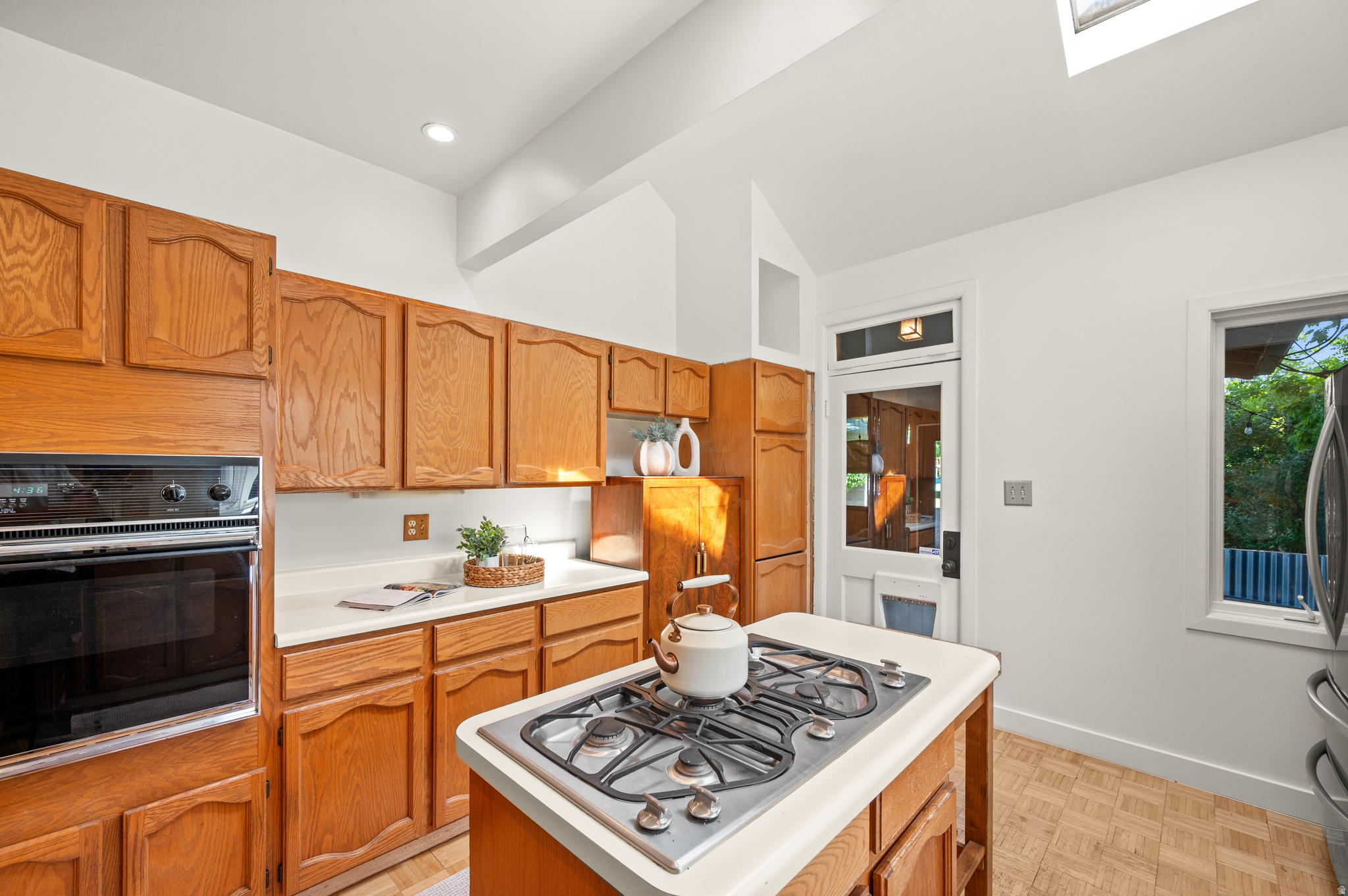 main property photo 18