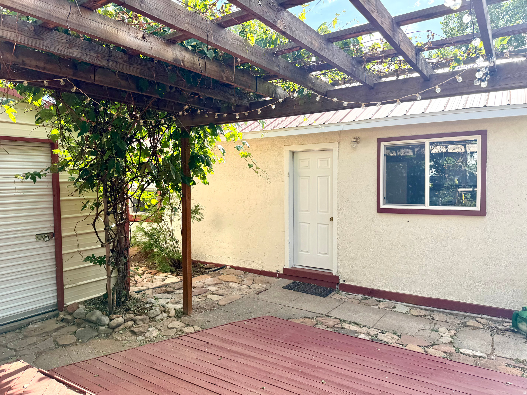 main property photo 11