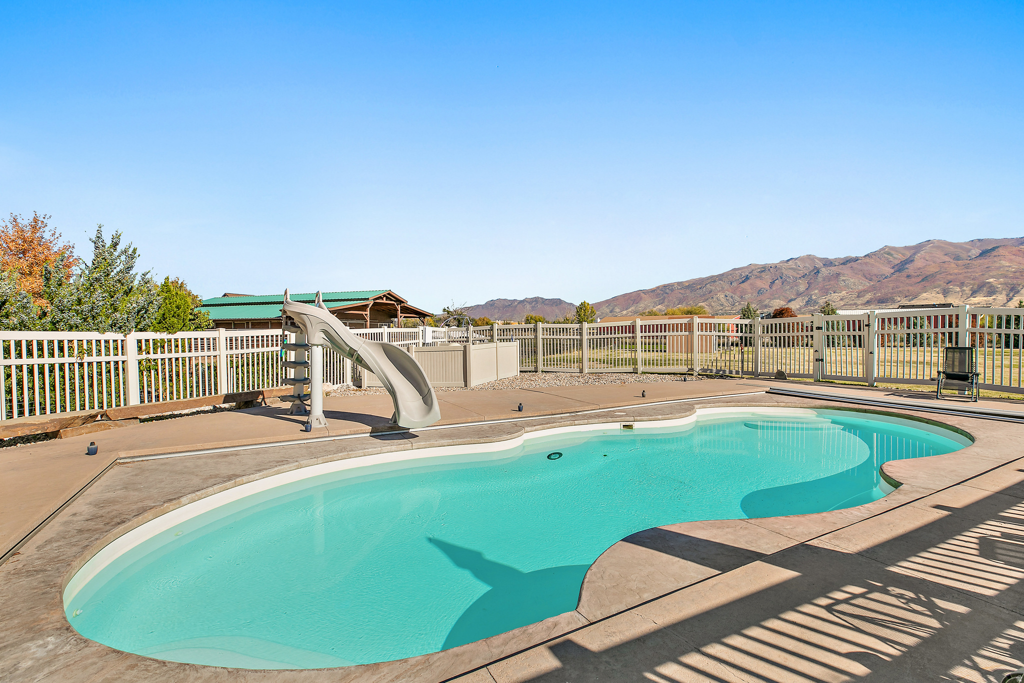 main property photo 56