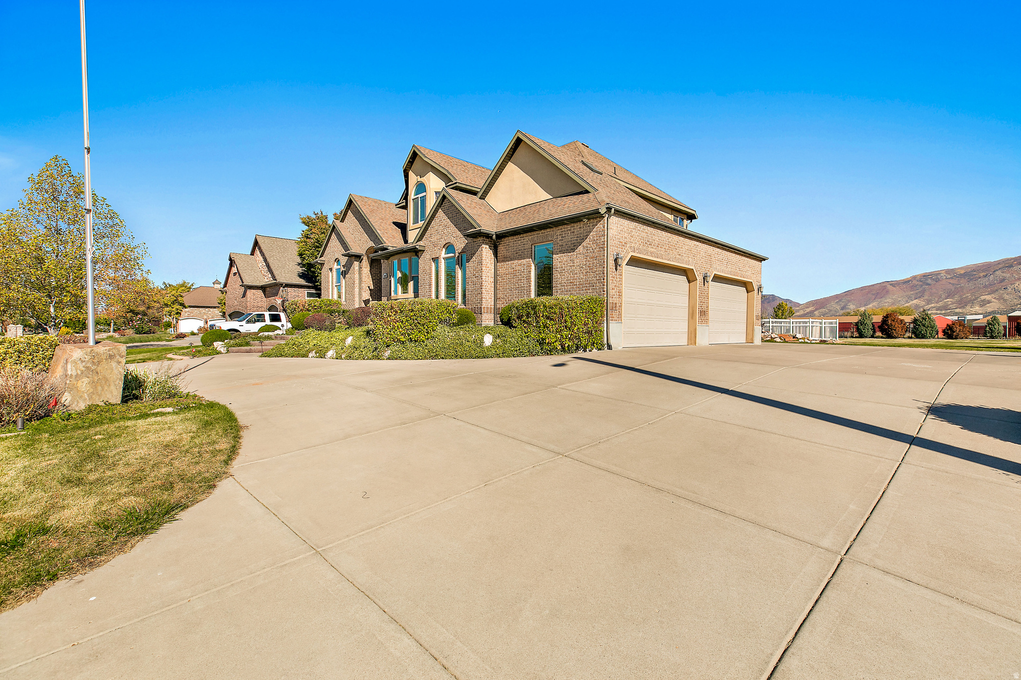 main property photo 66