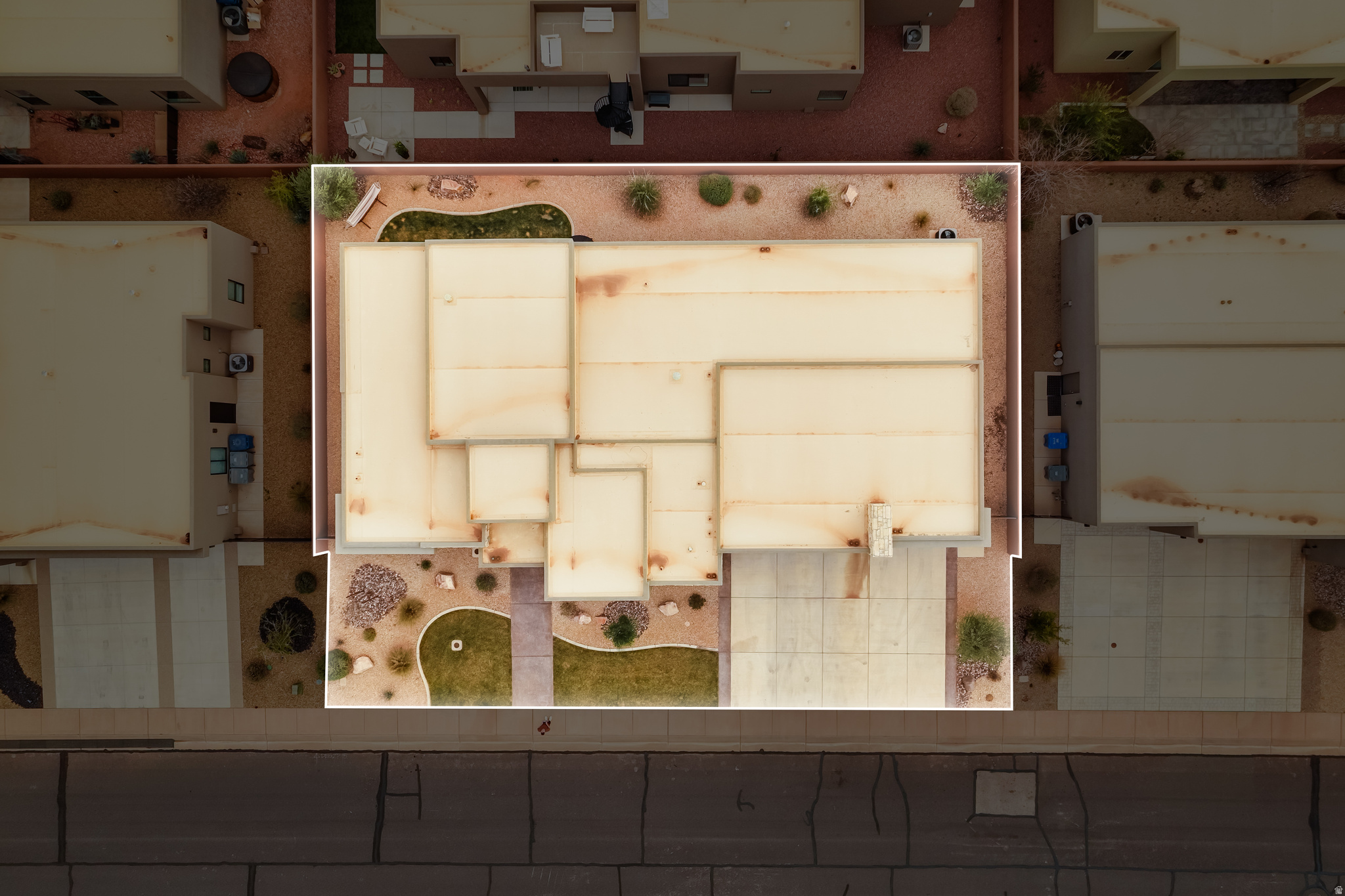 main property photo 29