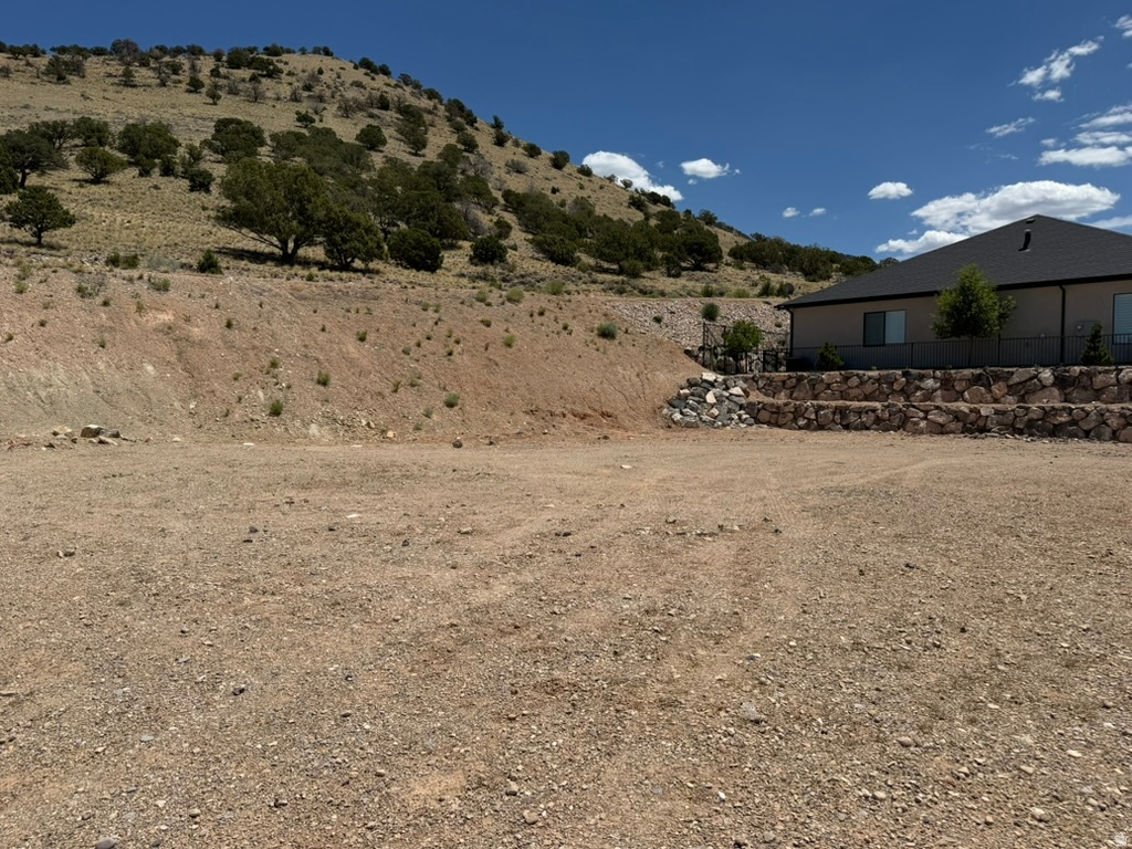 main property photo 15