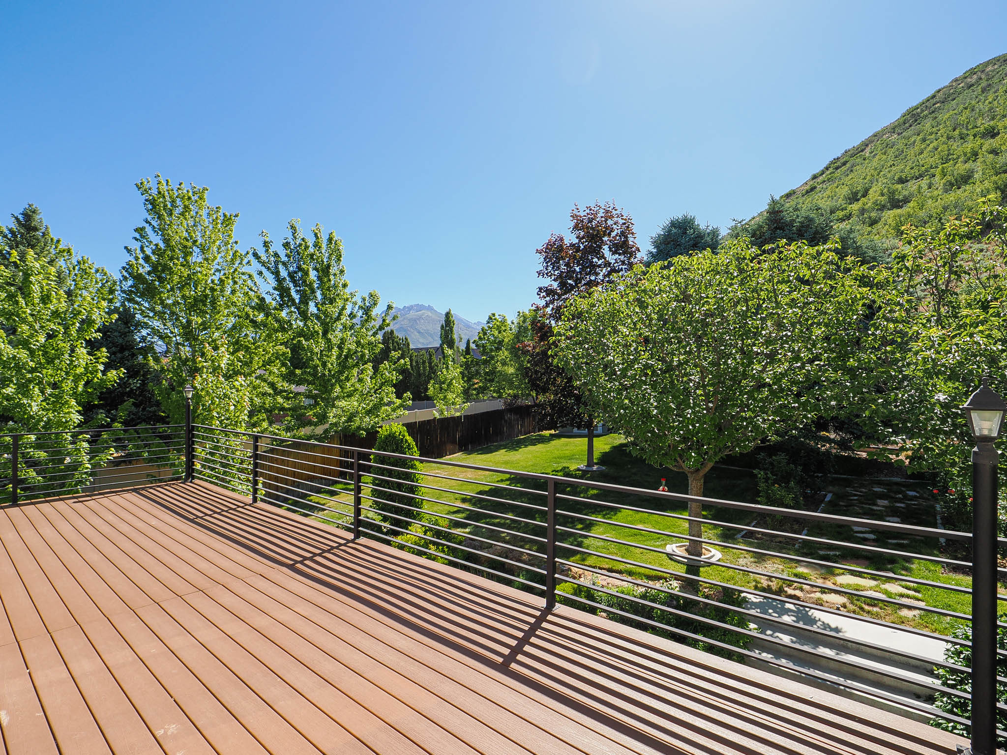 main property photo 16