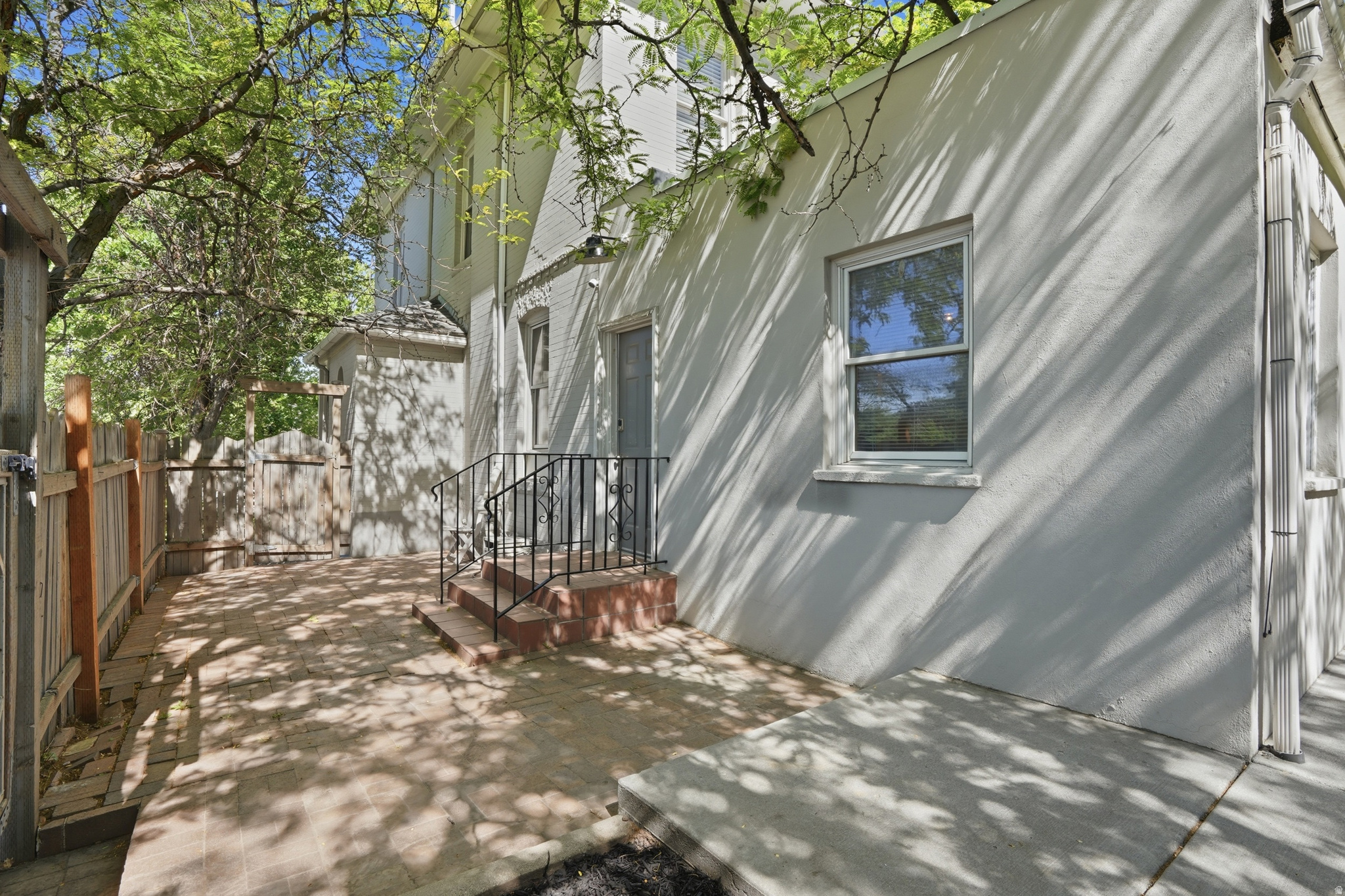 main property photo 37