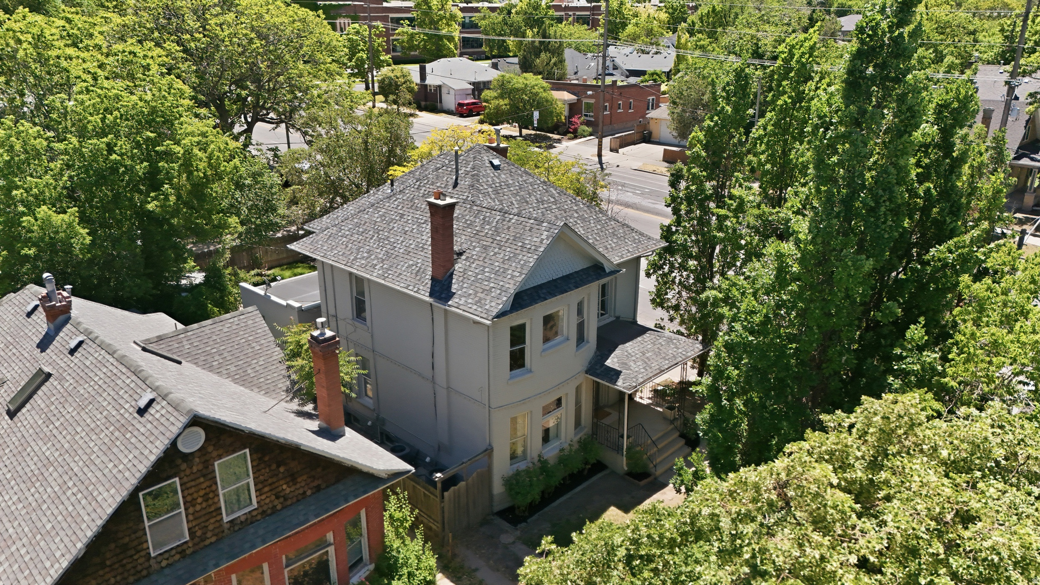 main property photo 45