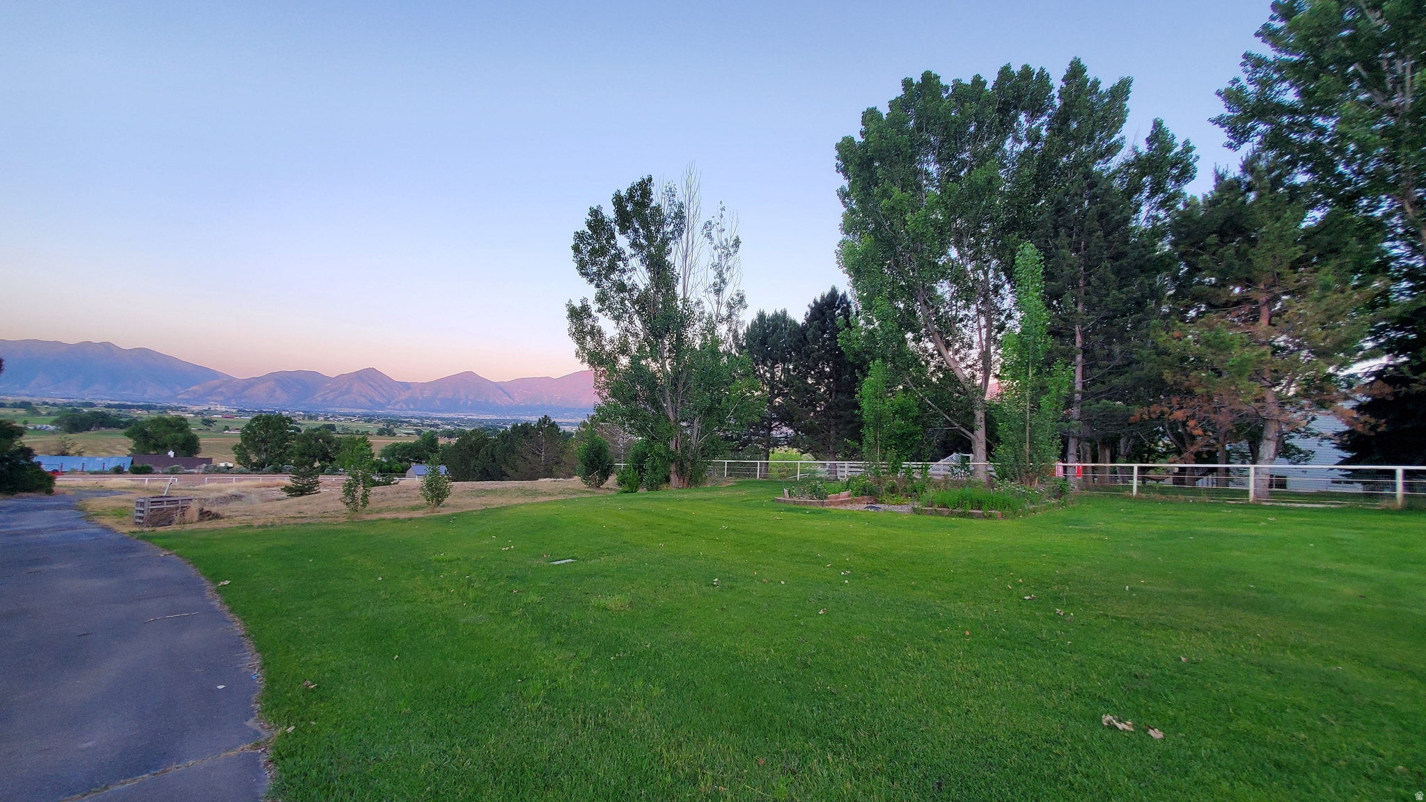 main property photo 84