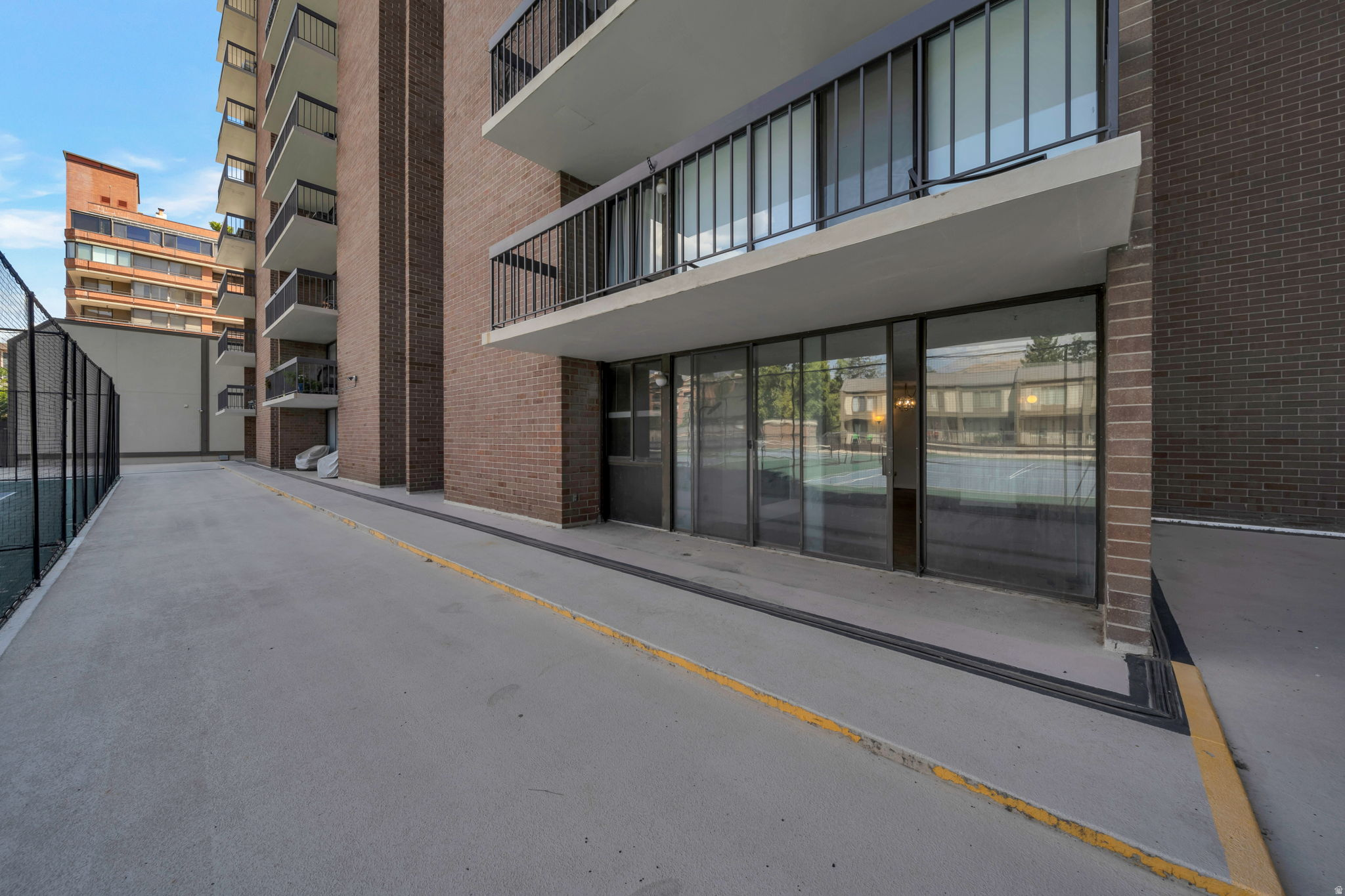 main property photo 13
