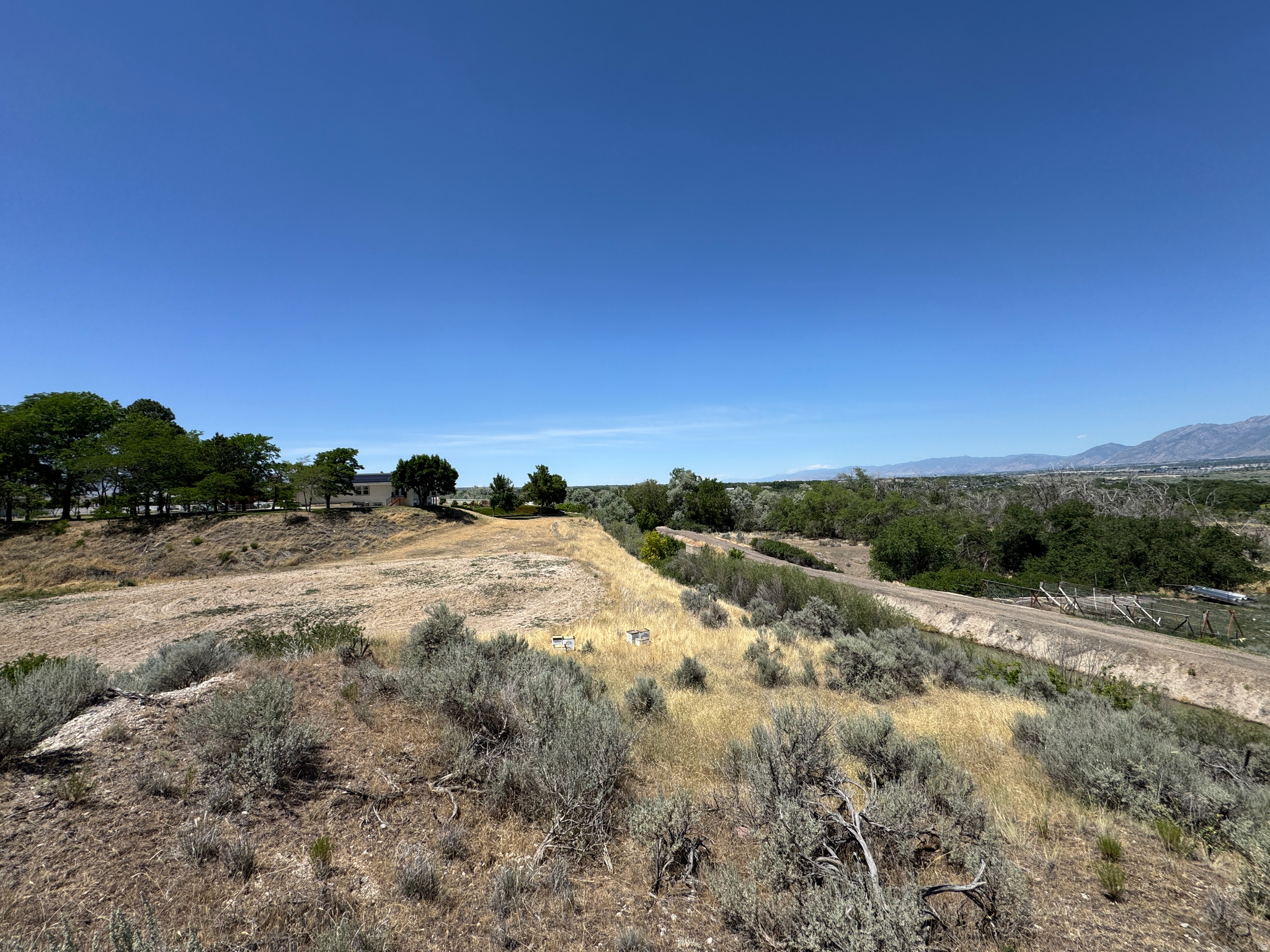 main property photo 21