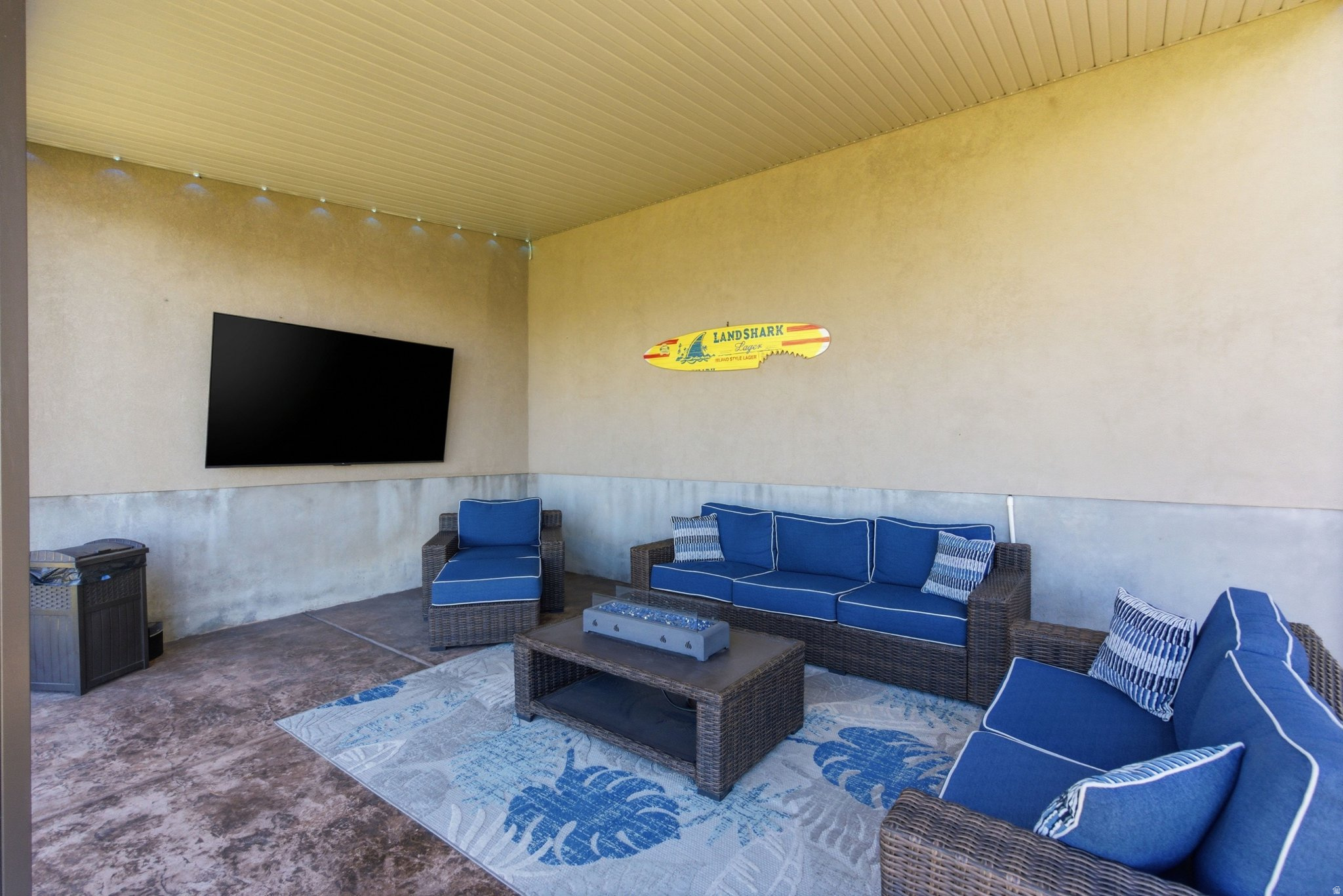 main property photo 79