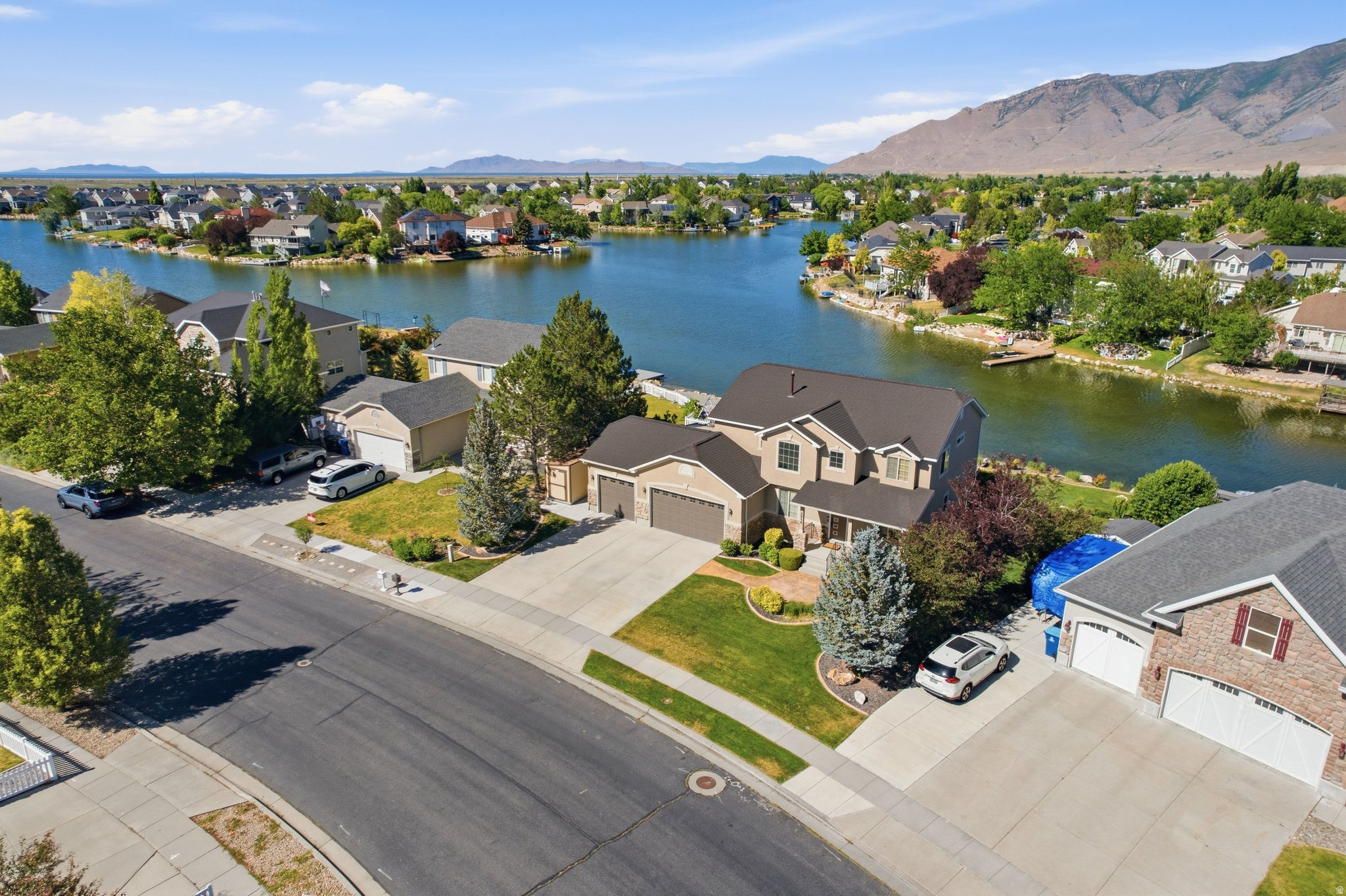 main property photo 94