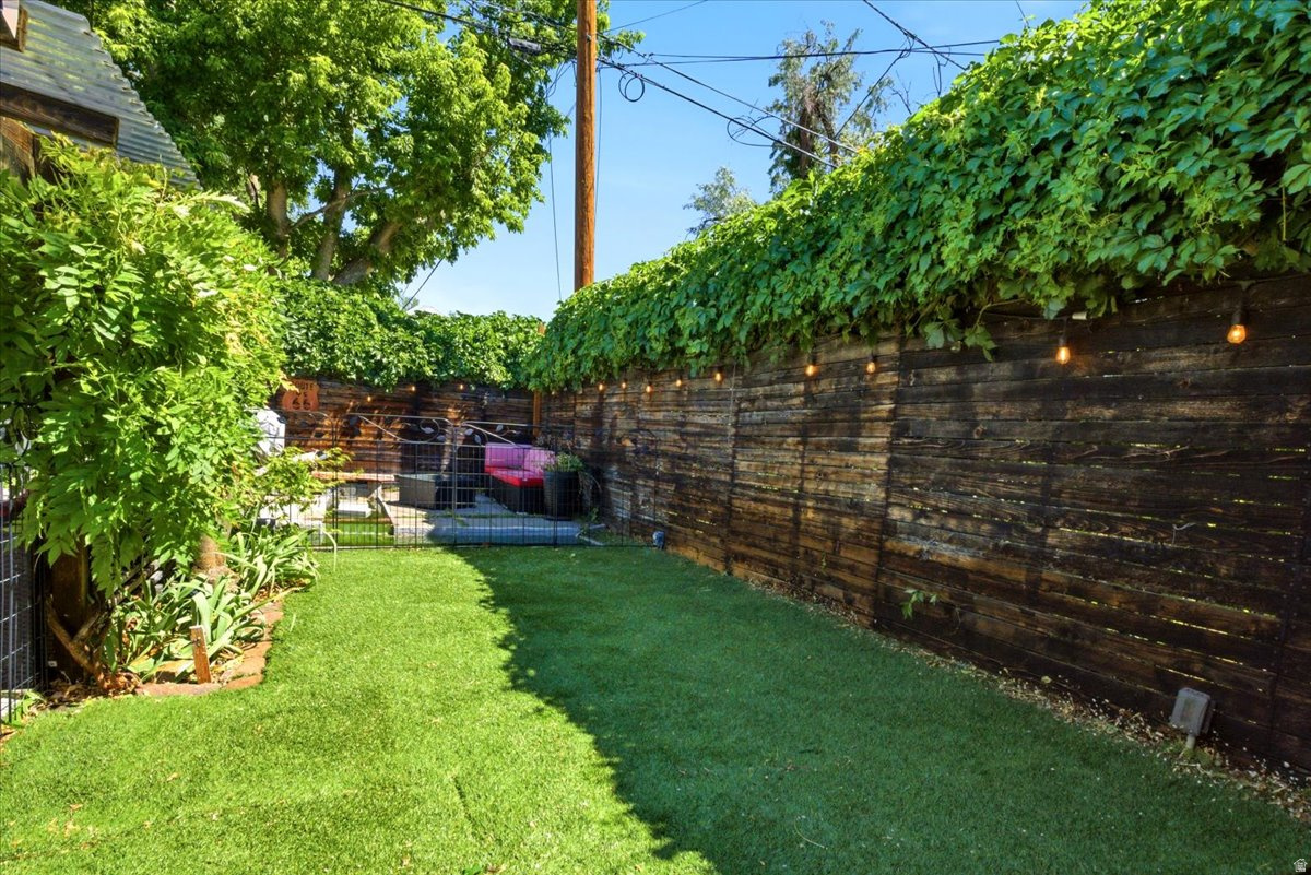 main property photo 19