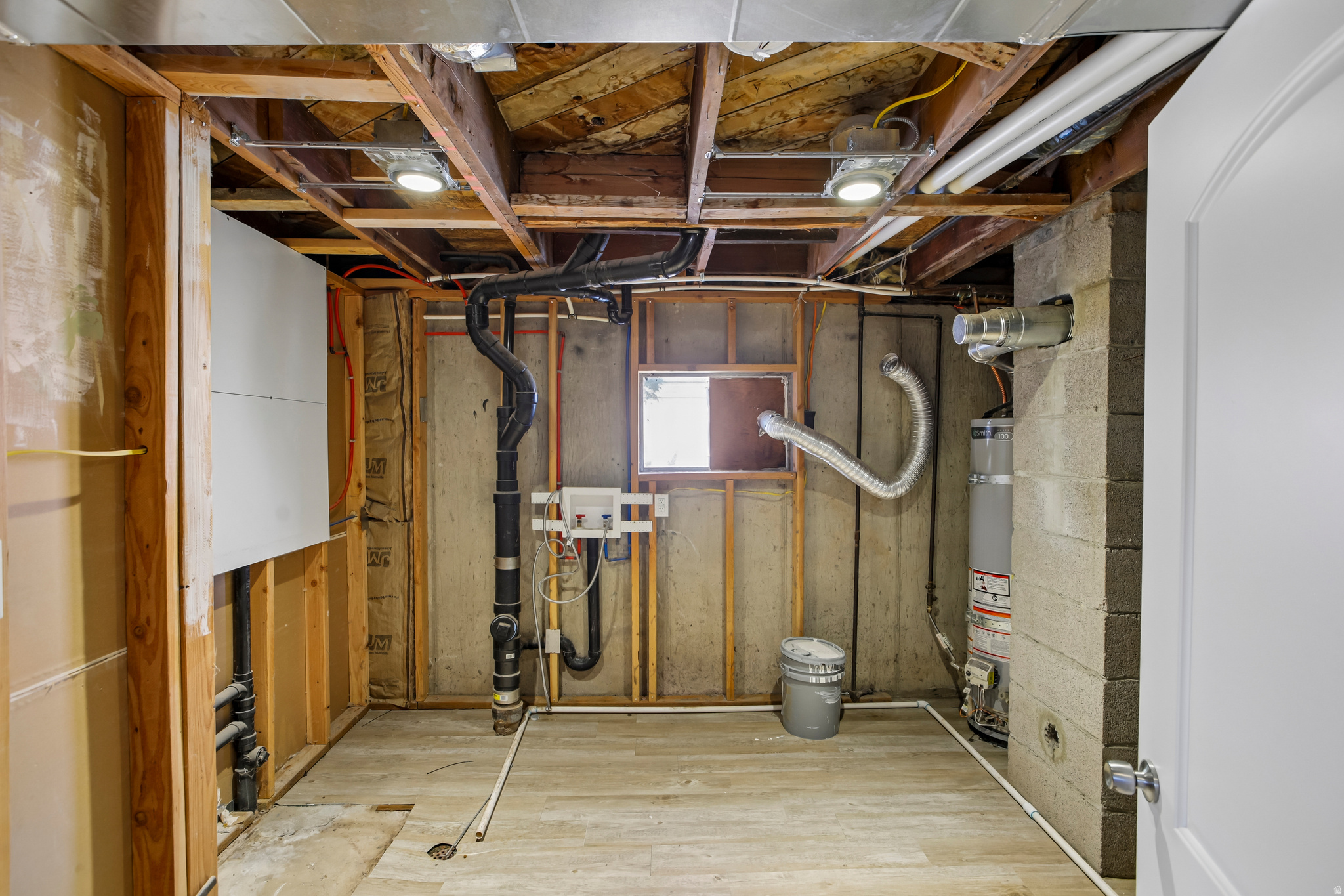 main property photo 24