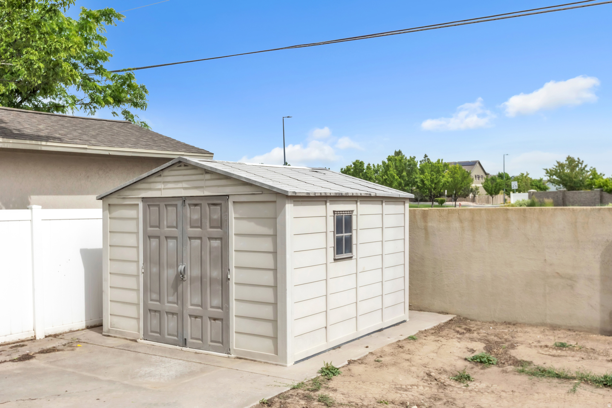 main property photo 49