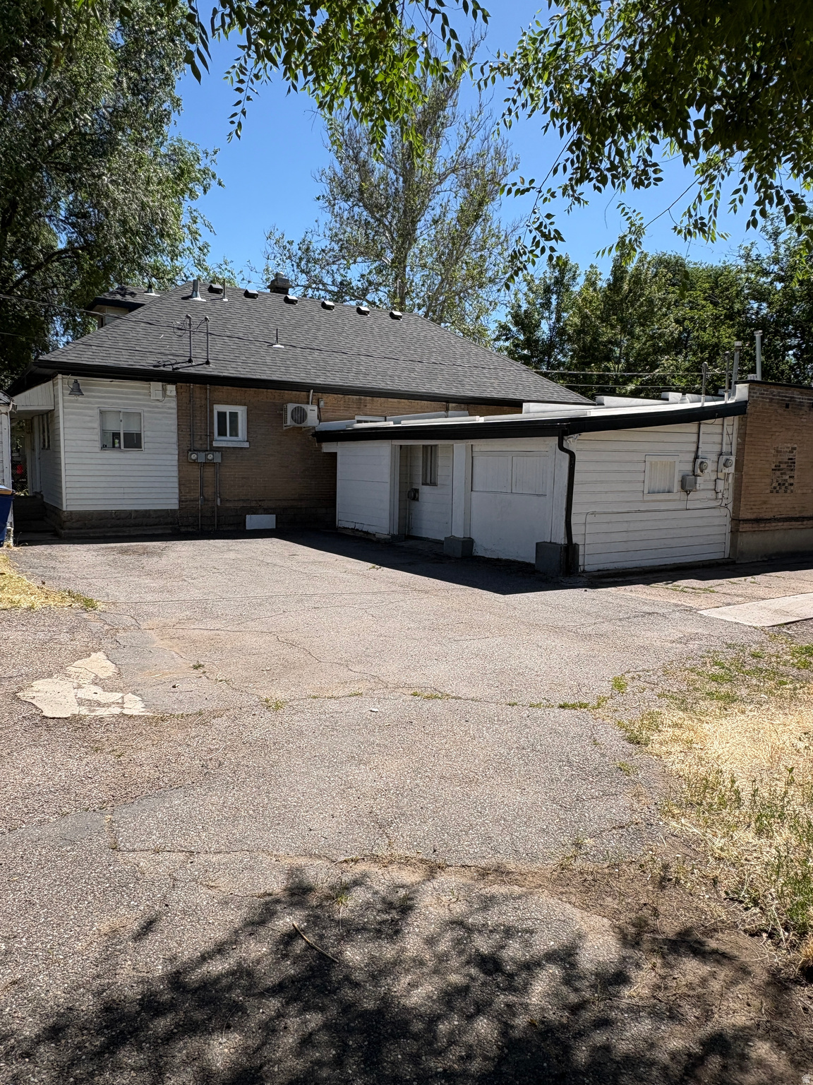 main property photo 76