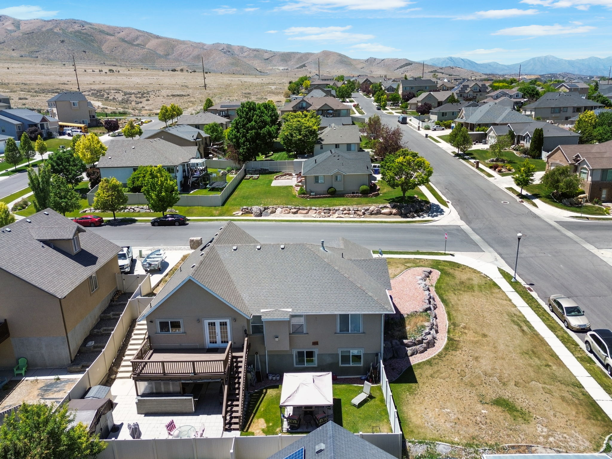 main property photo 50