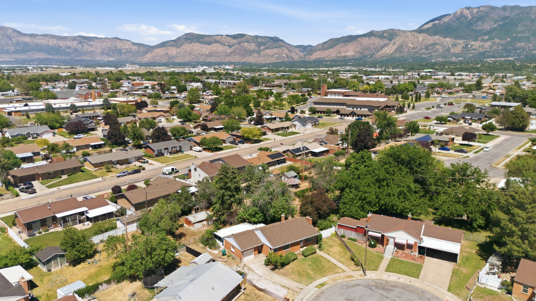 main property photo 31