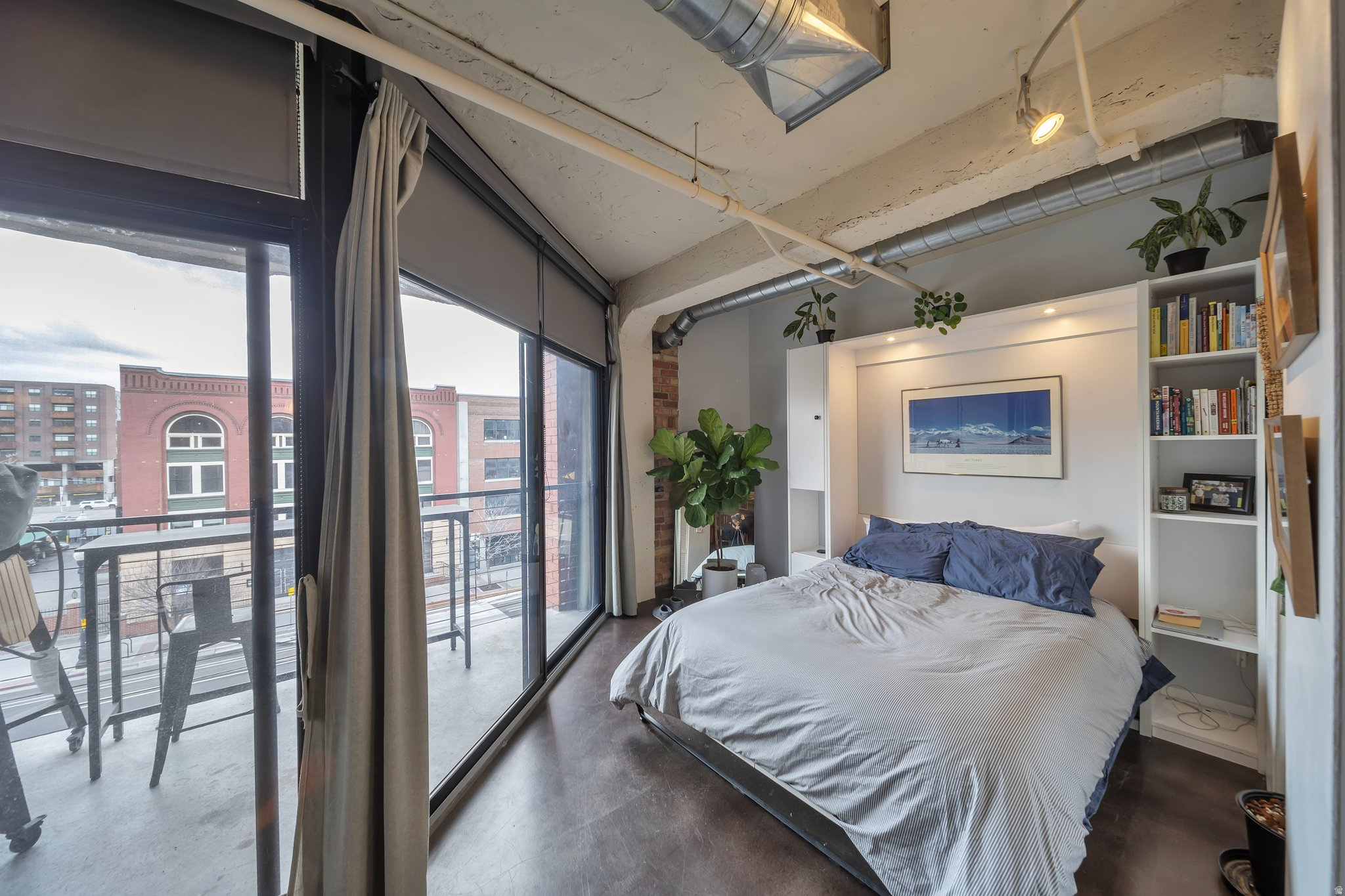 main property photo 17