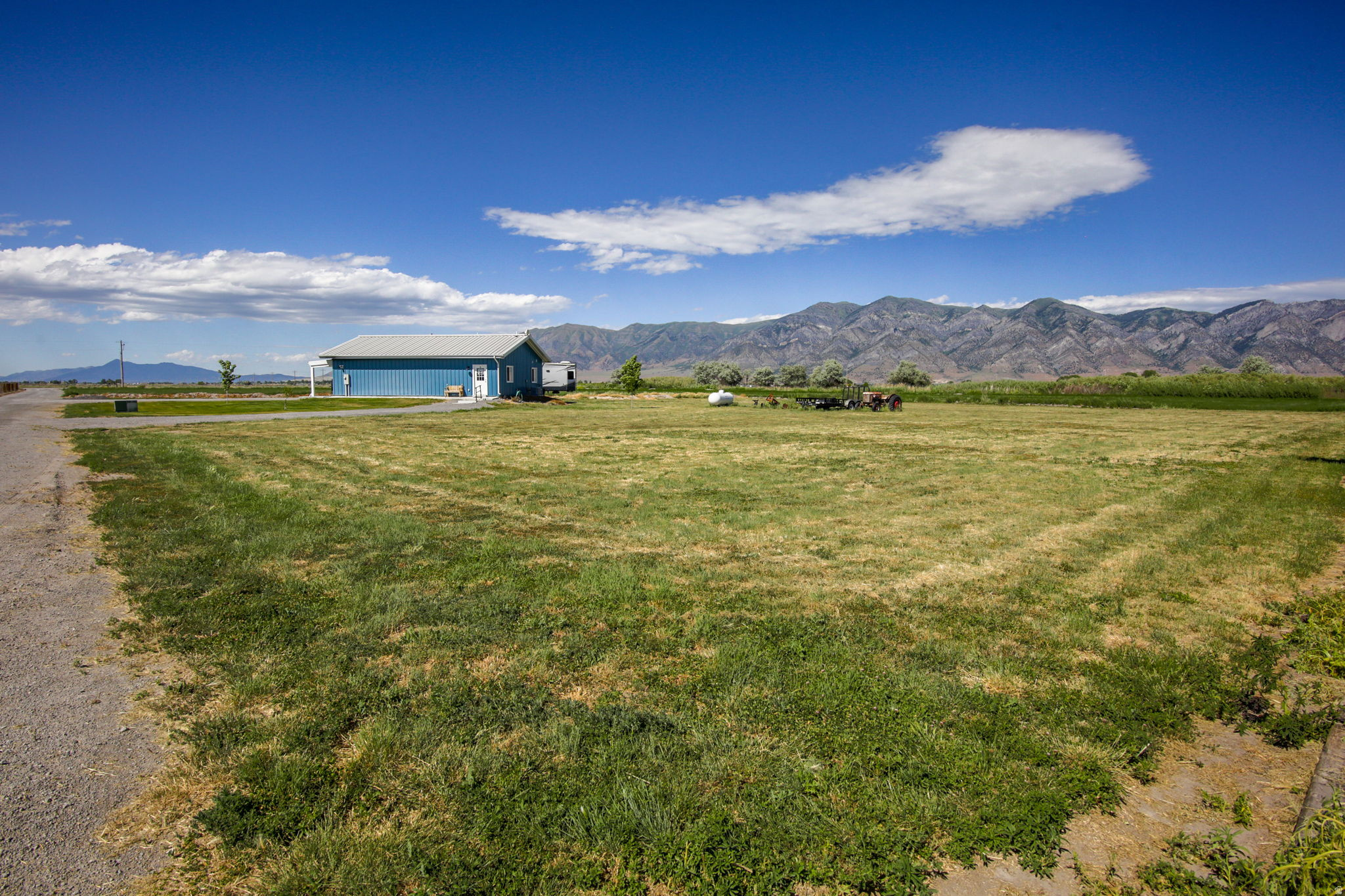 main property photo 19