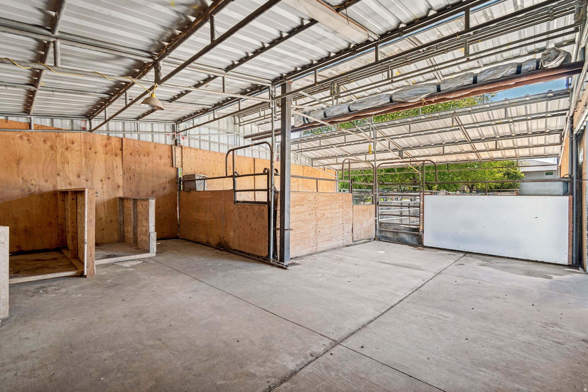 main property photo 49