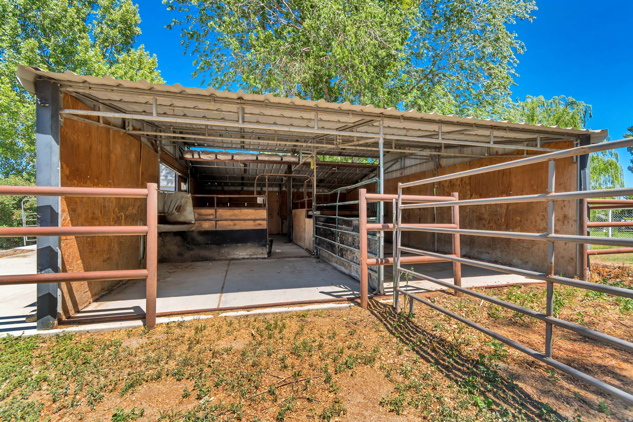 main property photo 51