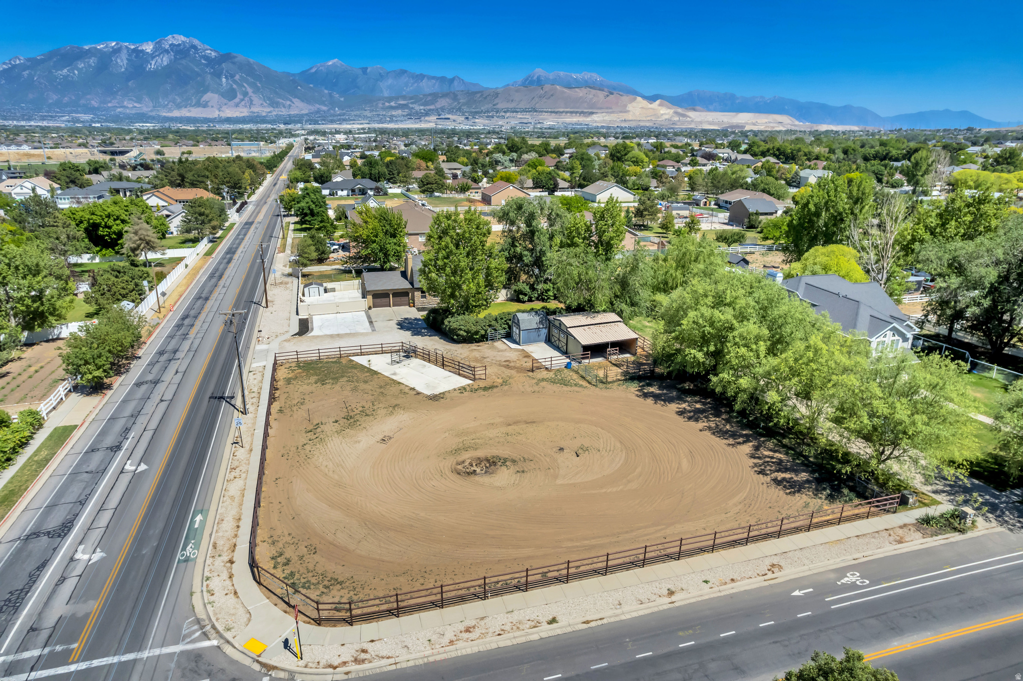 main property photo 77