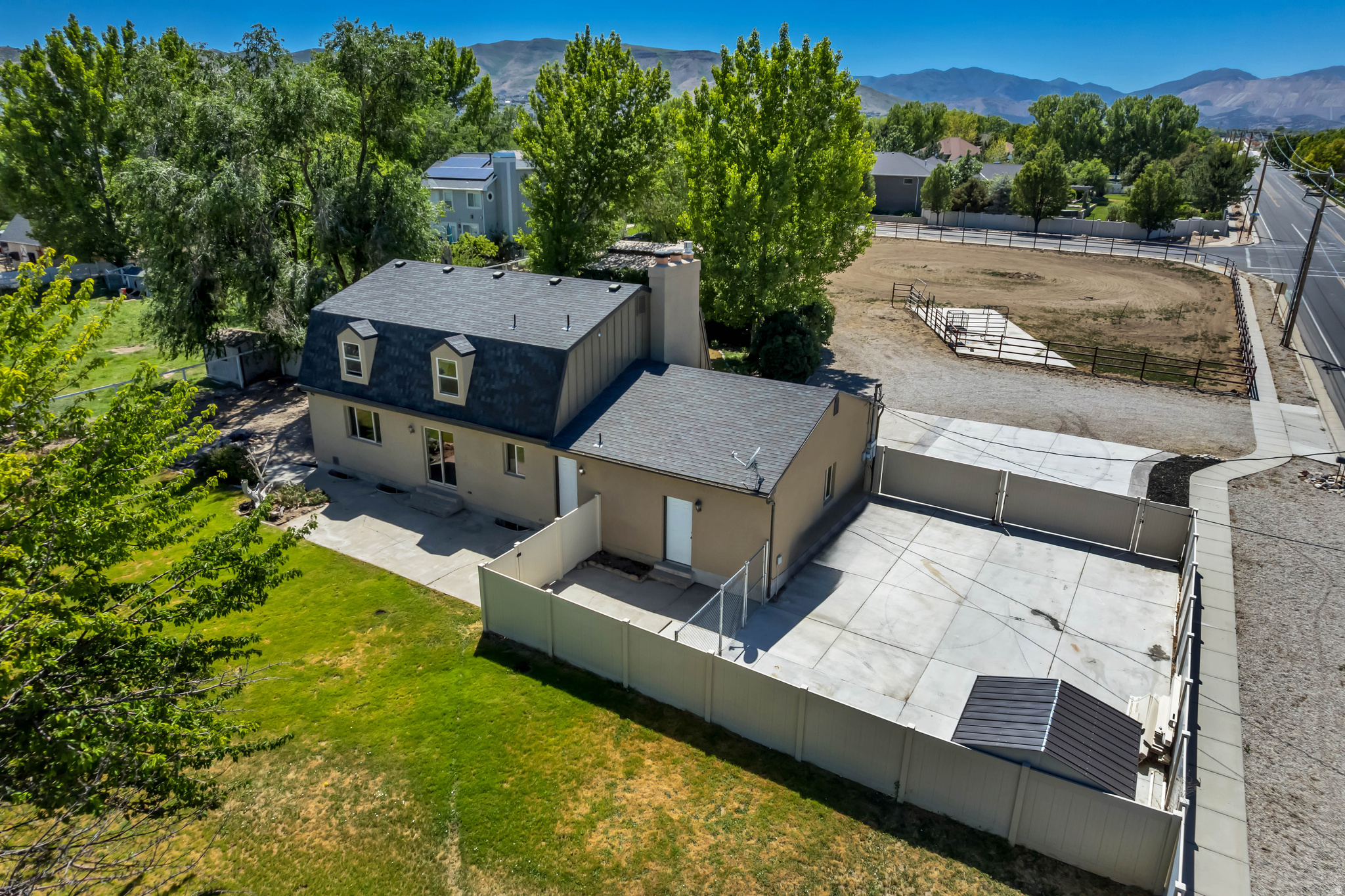 main property photo 81