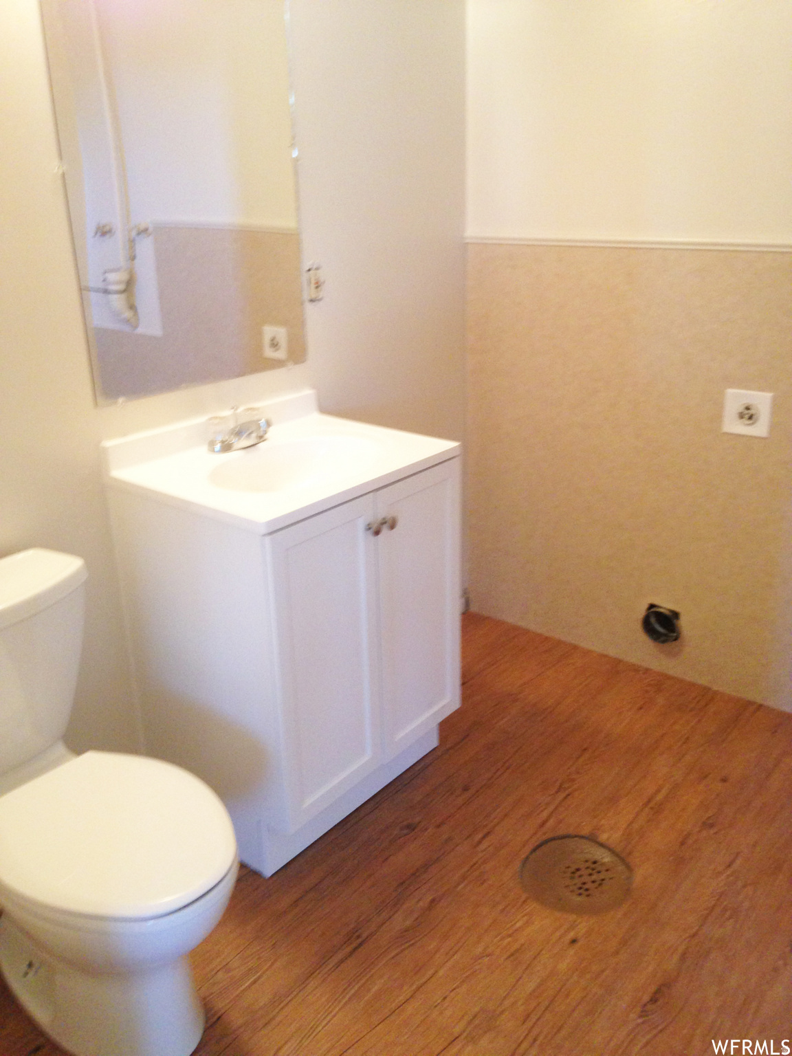main property photo 25