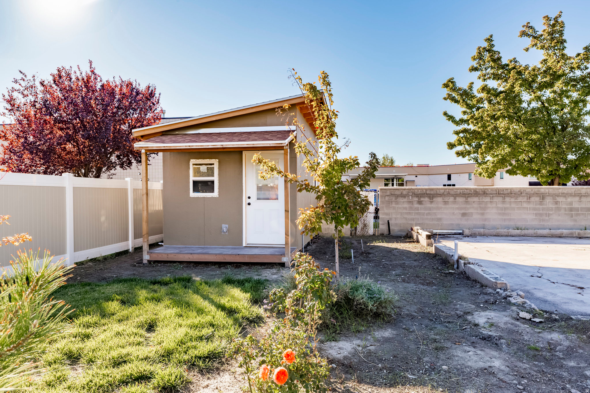 main property photo 15