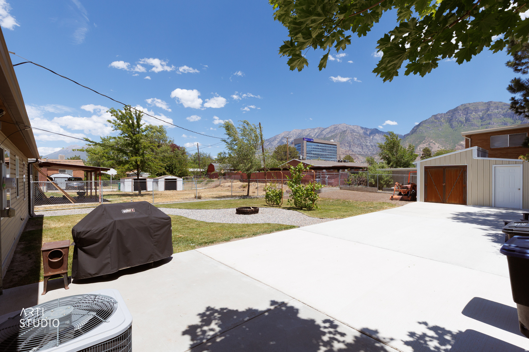 main property photo 19