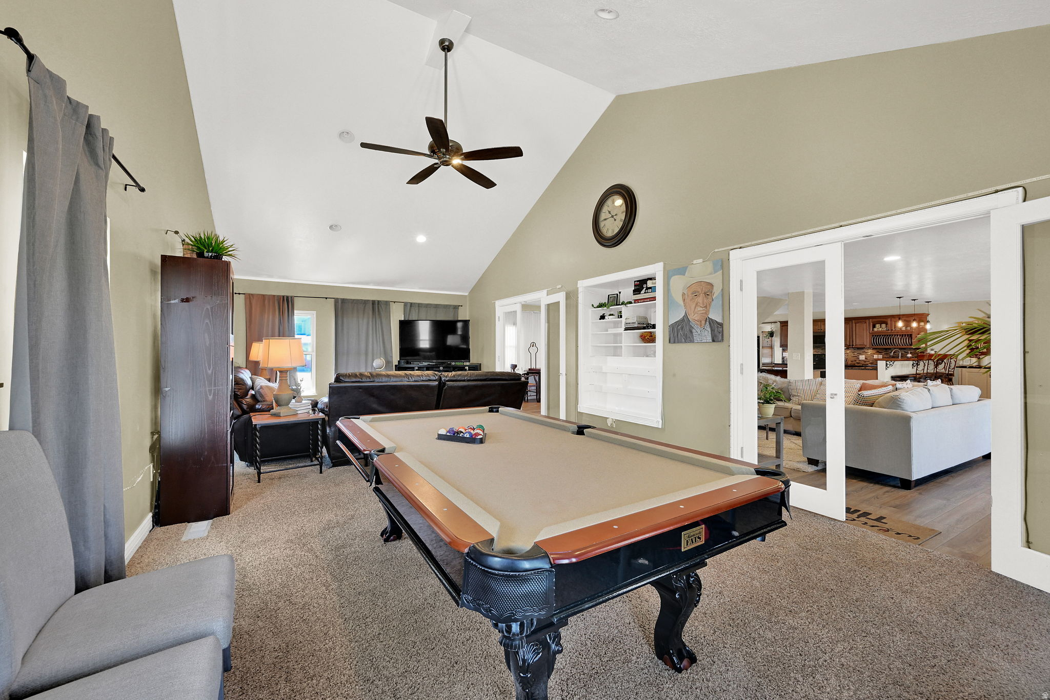 main property photo 25