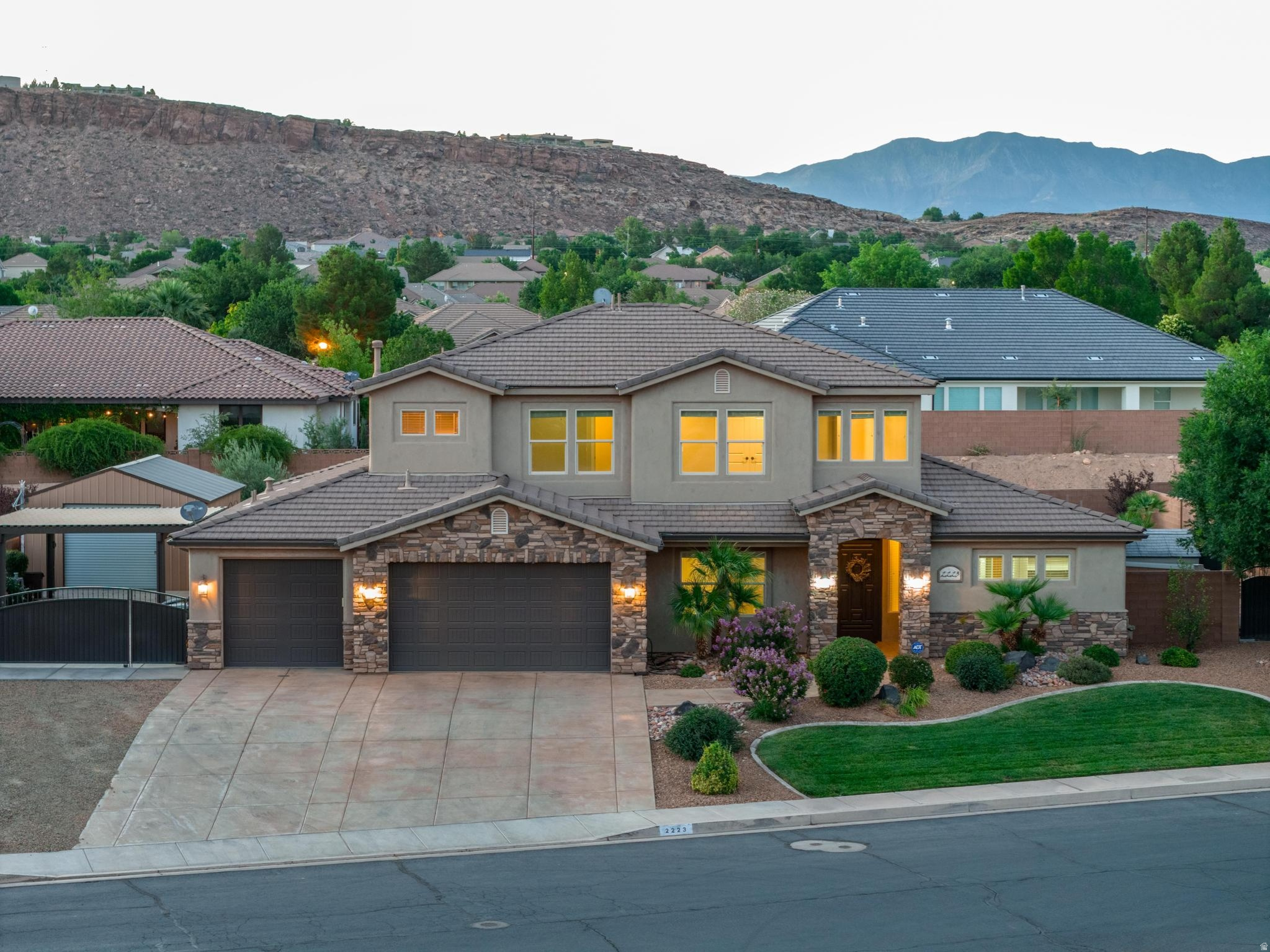 main property photo 1