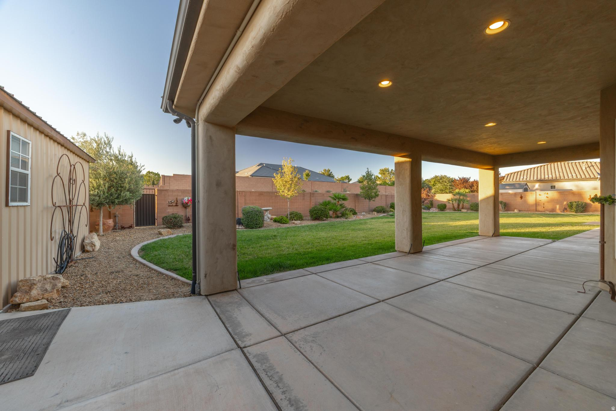 main property photo 46