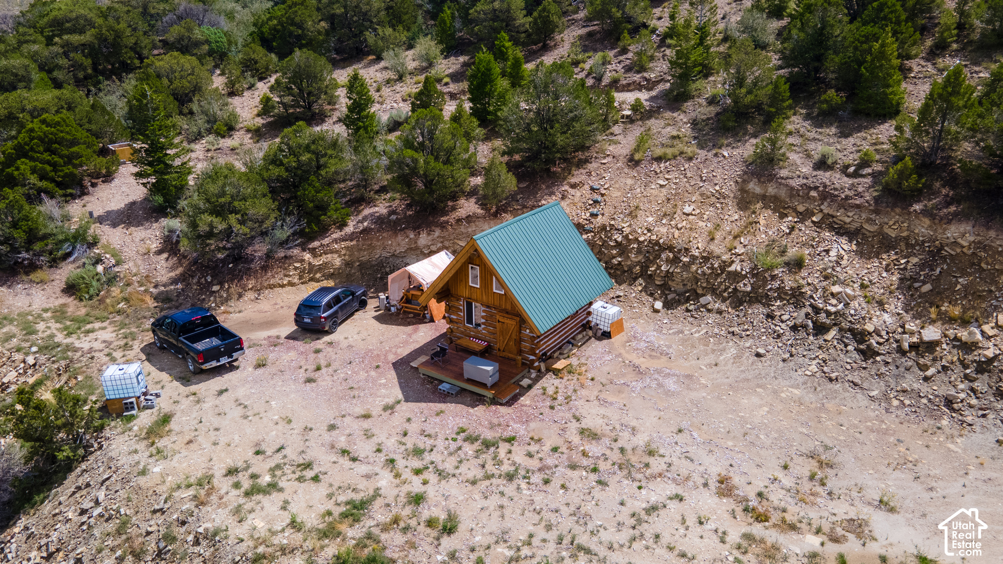 main property photo 8