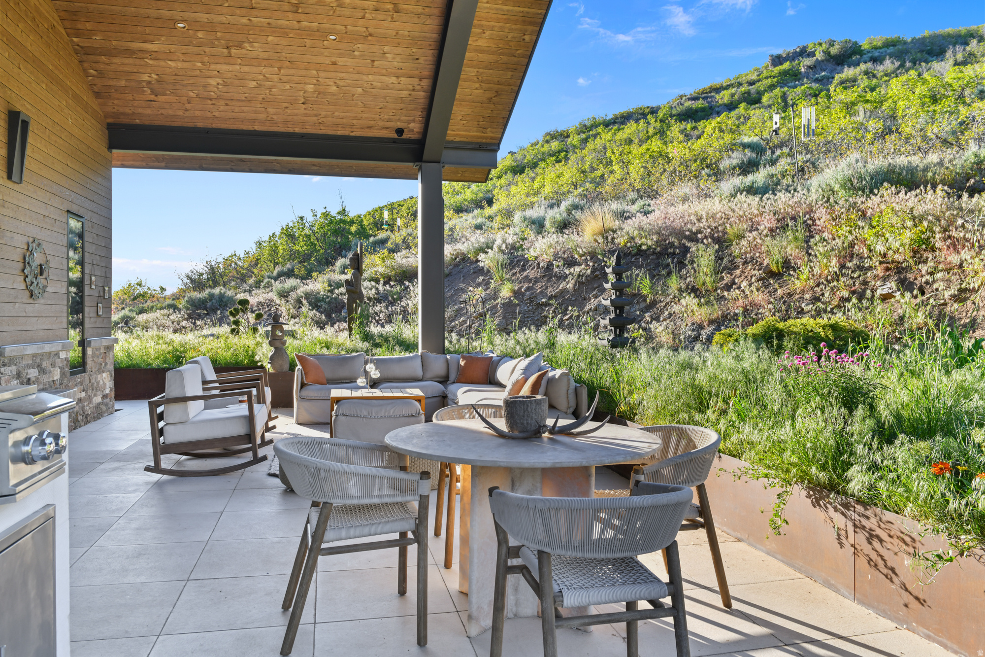 main property photo 65