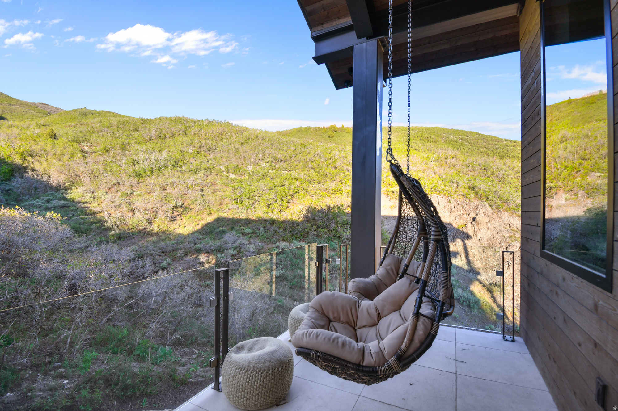 main property photo 70