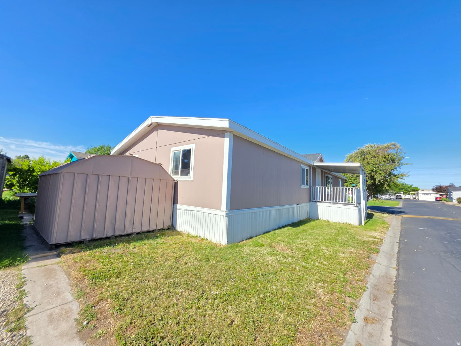 main property photo 21