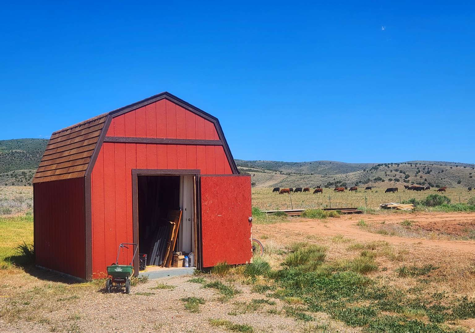 main property photo 44