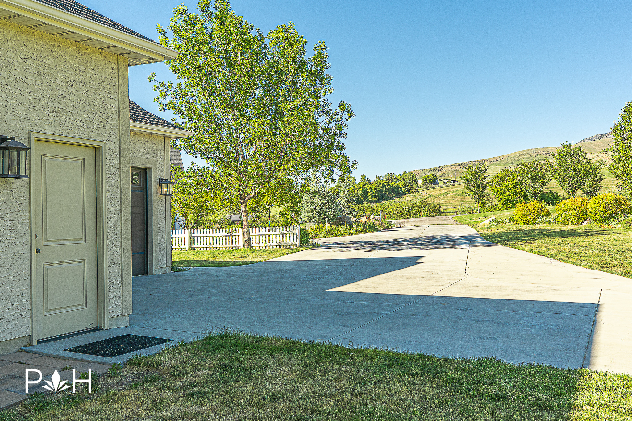 main property photo 55