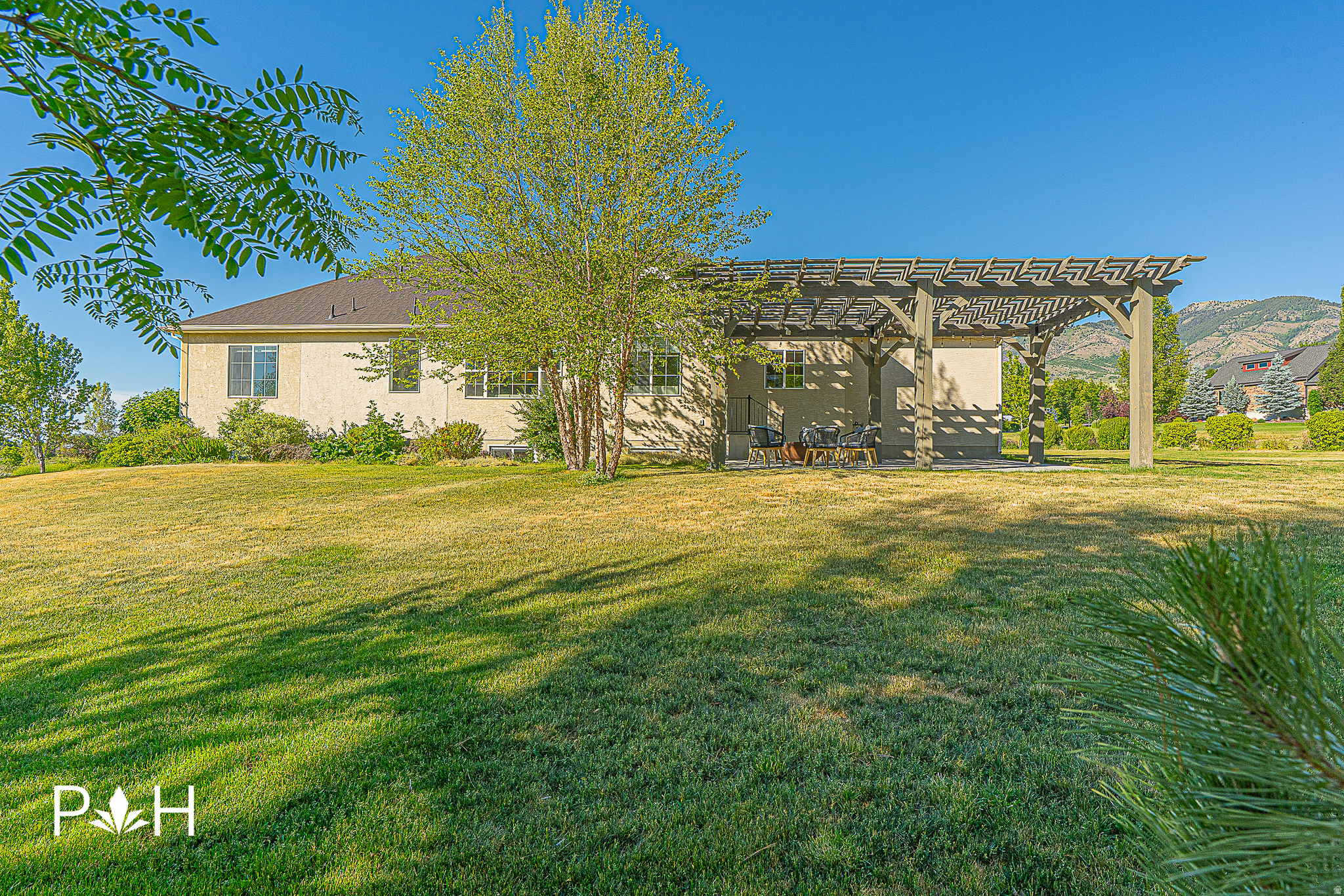 main property photo 59